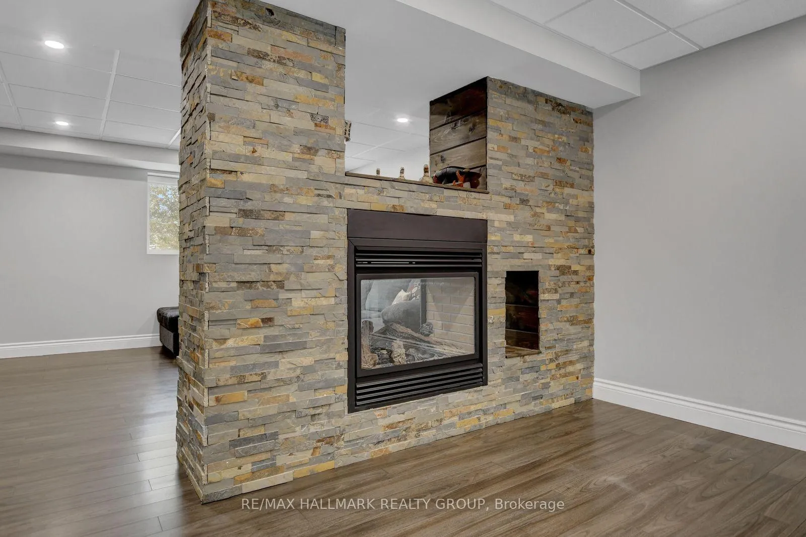 Photo 33 of 131 Delaney Drive, Ottawa, Huntley Ward (South West) — HOMEH