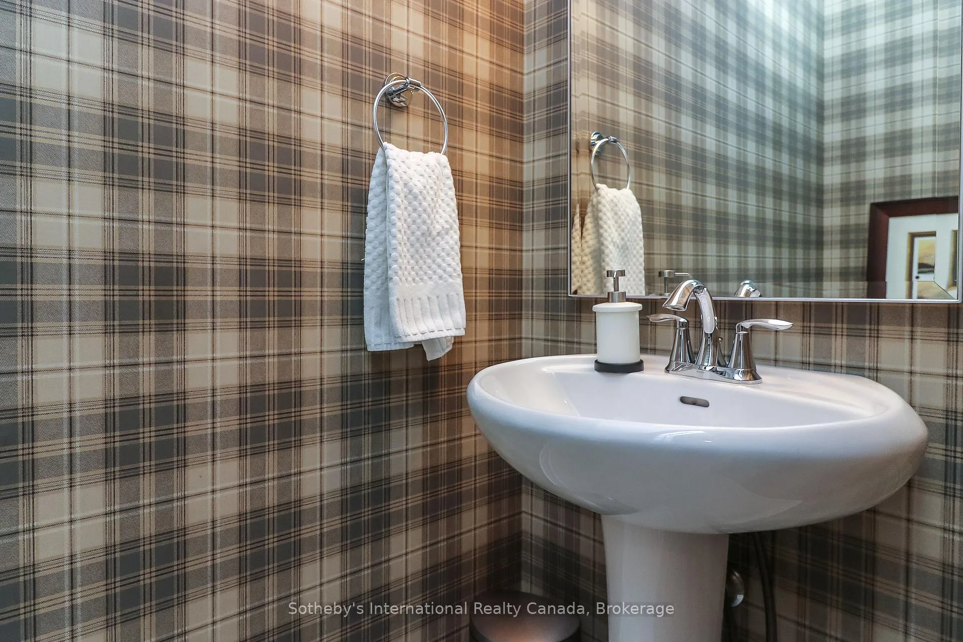 Photo 4 of 130 Conservation Way, Collingwood — HOMEH