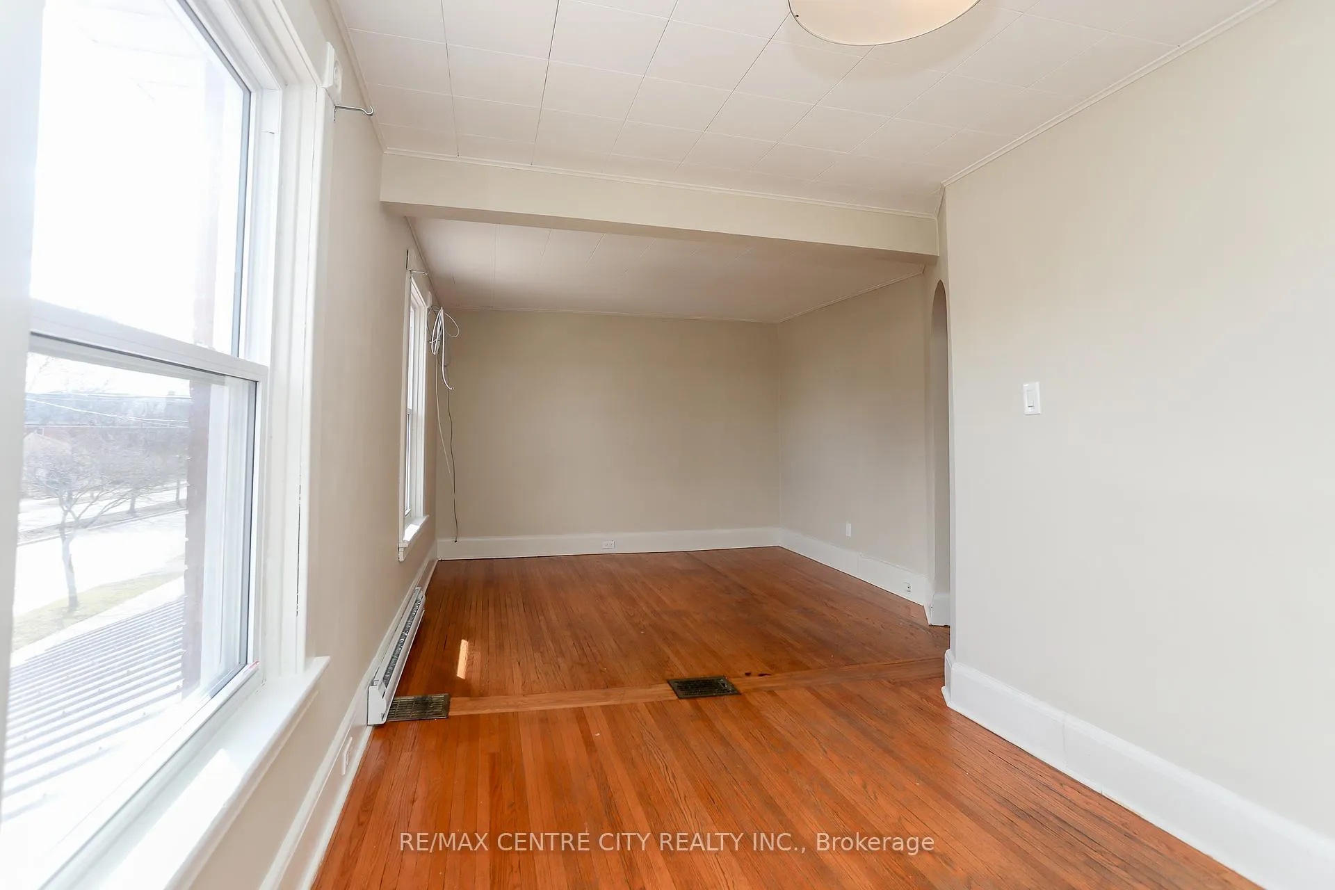 Photo 23 of 15 Wilson Avenue, St. Thomas — HOMEH