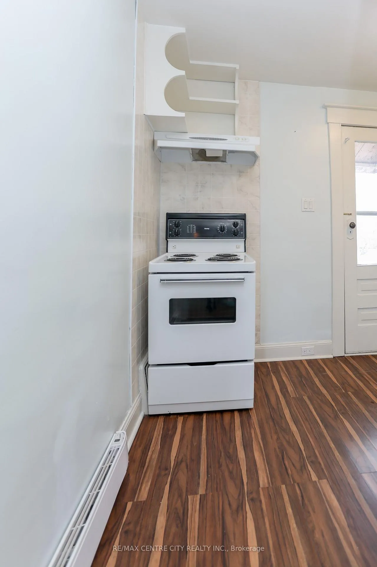 Photo 24 of 15 Wilson Avenue, St. Thomas — HOMEH