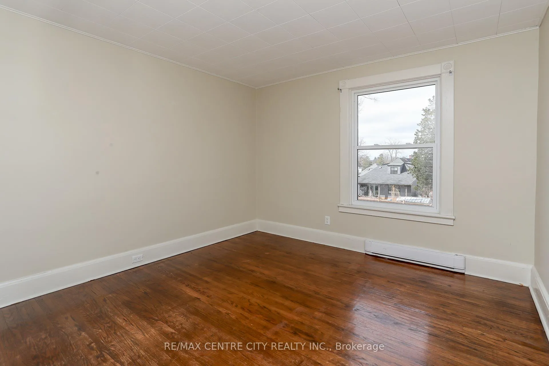 Photo 27 of 15 Wilson Avenue, St. Thomas — HOMEH