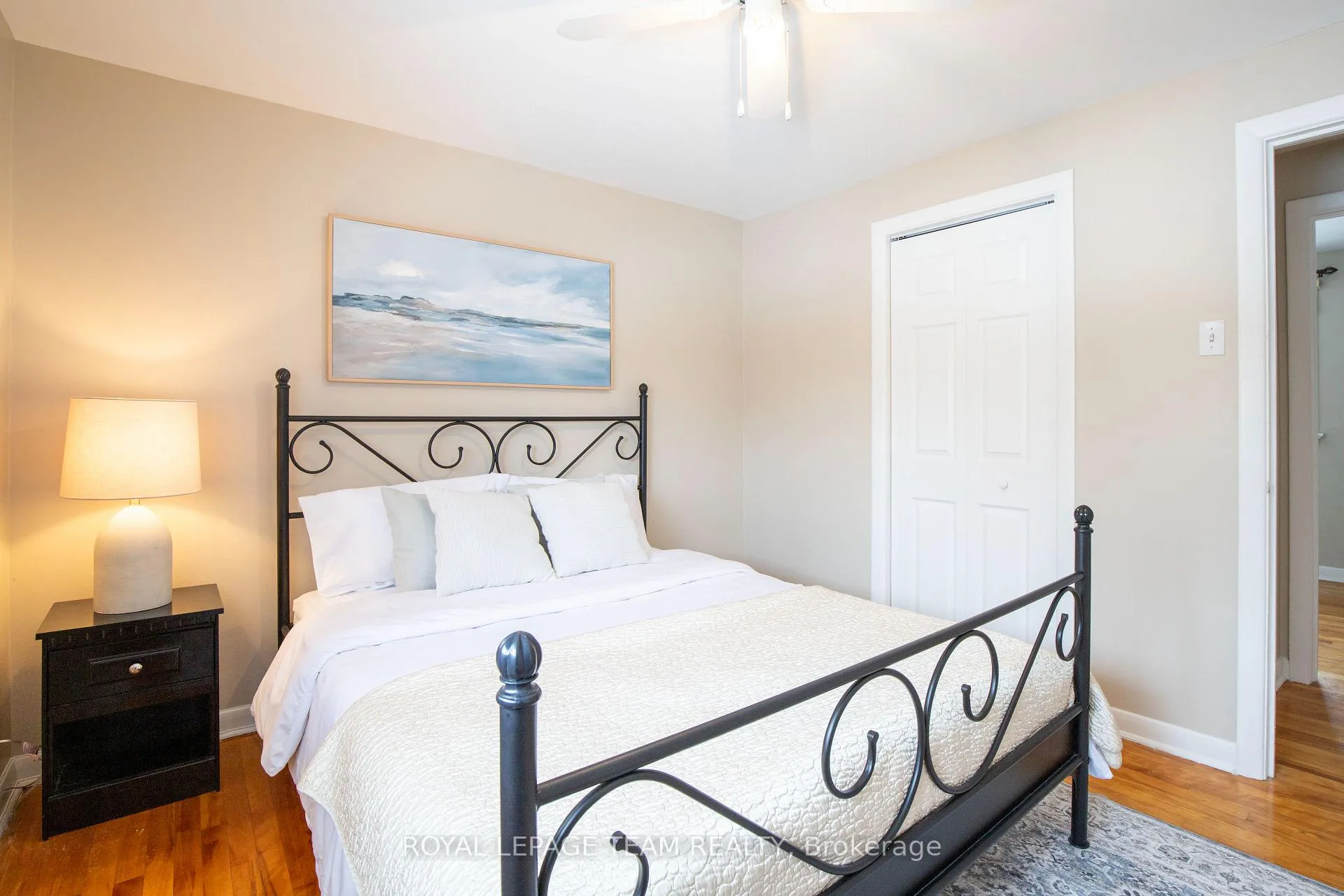 Photo 16 of 840 Borthwick Avenue, Ottawa, Castle Heights/Rideau High — HOMEH
