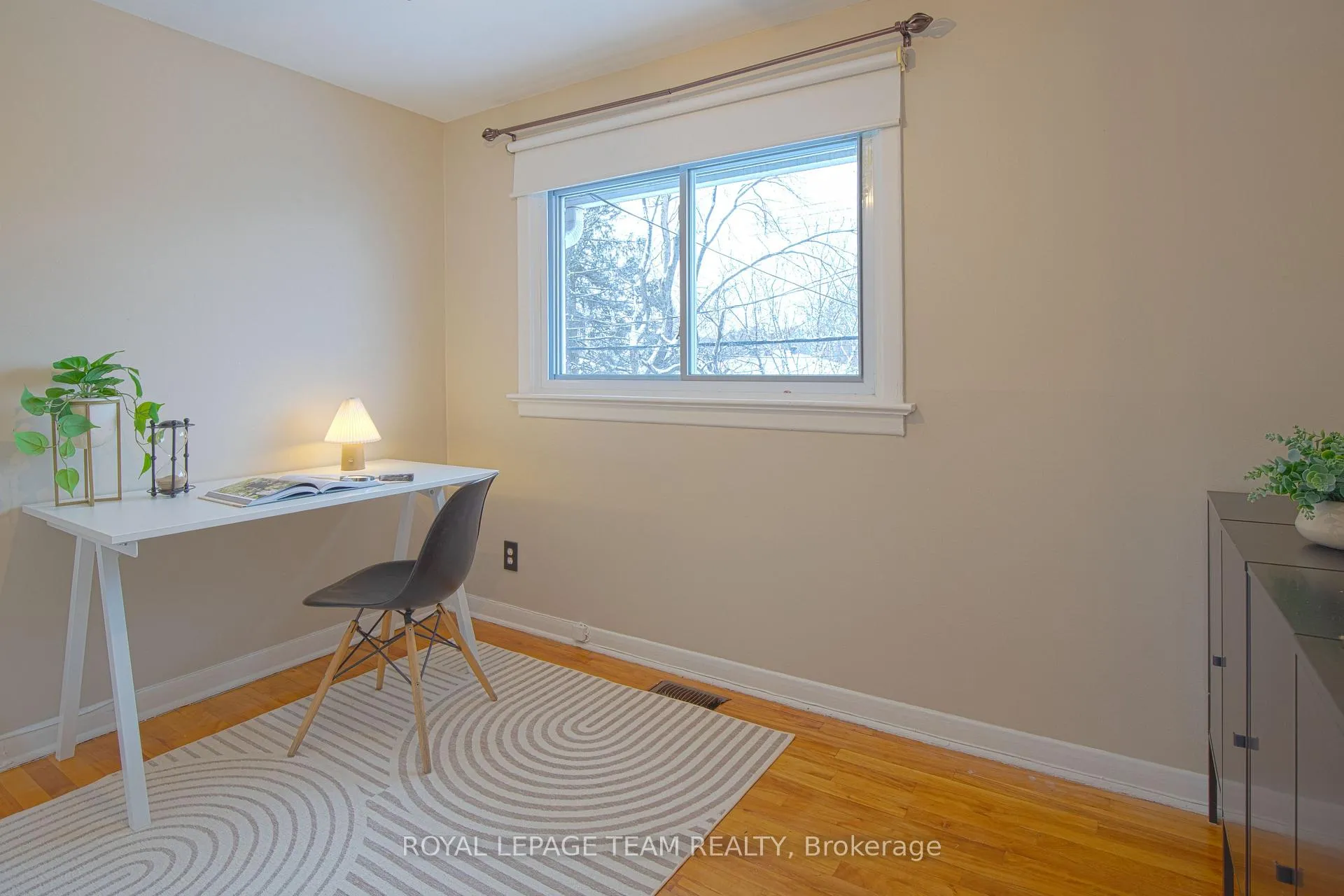 Photo 19 of 840 Borthwick Avenue, Ottawa, Castle Heights/Rideau High — HOMEH