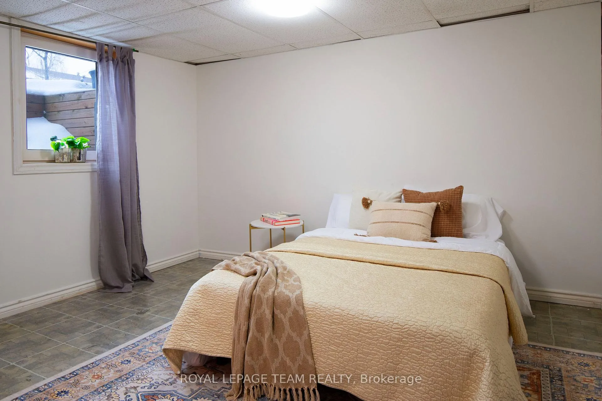 Photo 24 of 840 Borthwick Avenue, Ottawa, Castle Heights/Rideau High — HOMEH