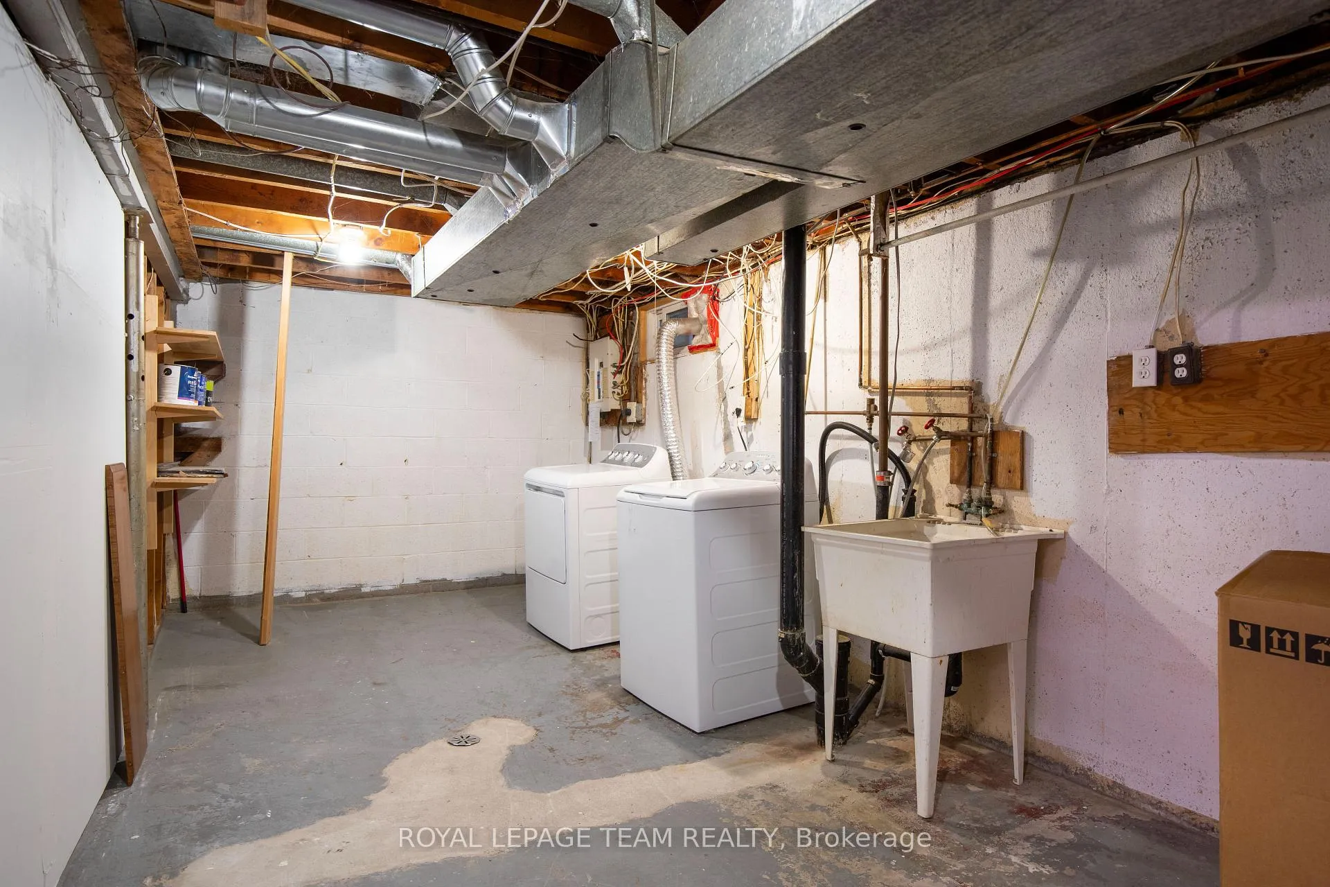 Photo 25 of 840 Borthwick Avenue, Ottawa, Castle Heights/Rideau High — HOMEH