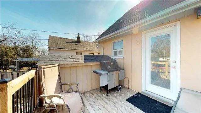 Photo 13 of 39 Chalfont Road, Etobicoke, Elms-Old Rexdale — HOMEH