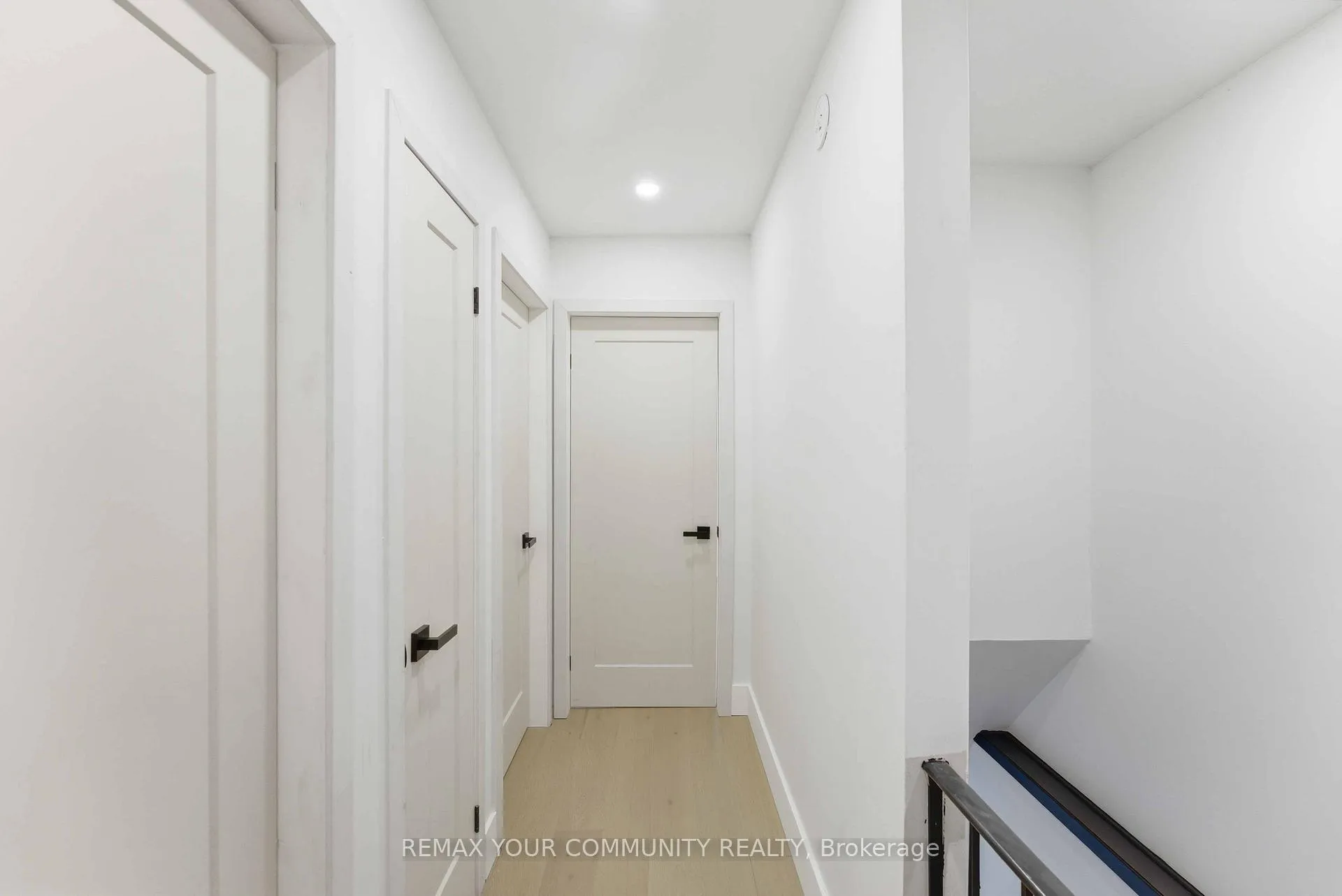 Photo 13 of 4363 Meadowvale Drive, Niagara Falls, Morrison — HOMEH