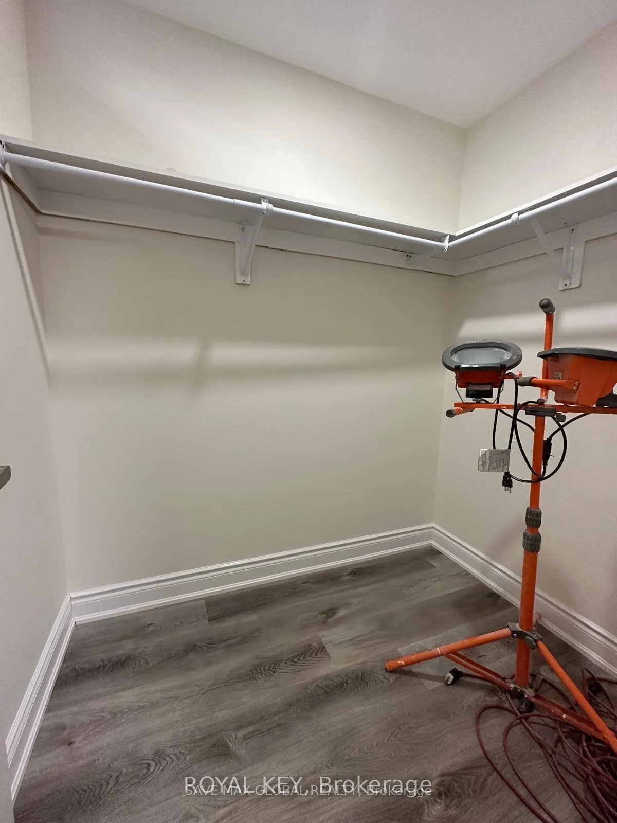 Photo 6 of 28 Kalmia Road, Brampton, Credit Valley — HOMEH