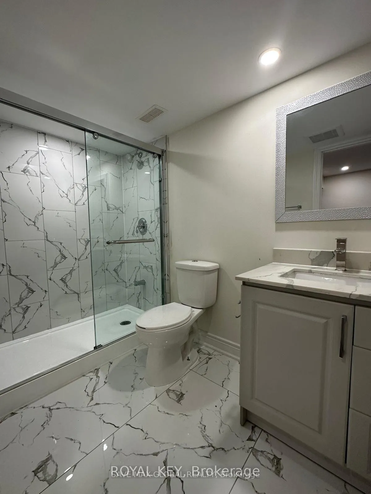 Photo 7 of 28 Kalmia Road, Brampton, Credit Valley — HOMEH