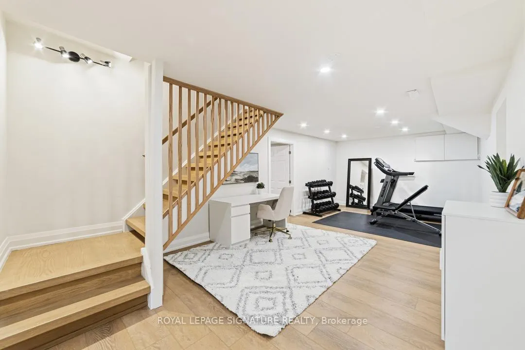 Photo 25 of 905 Cedarbrae Avenue, Milton, Dorset Park — HOMEH