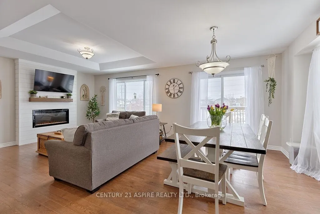 Photo 12 of 1042 Riverstone Street, Petawawa — HOMEH