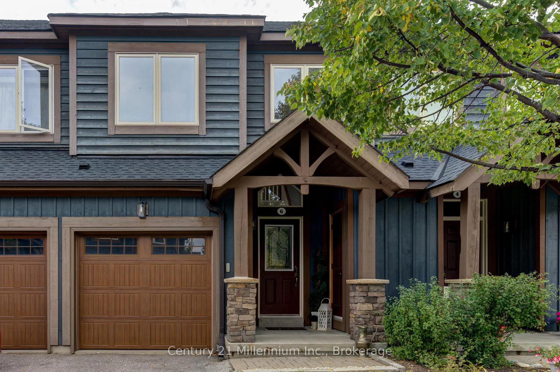 Photo 1 of Unit 15, 6 Wildrose Trail, Collingwood — HOMEH