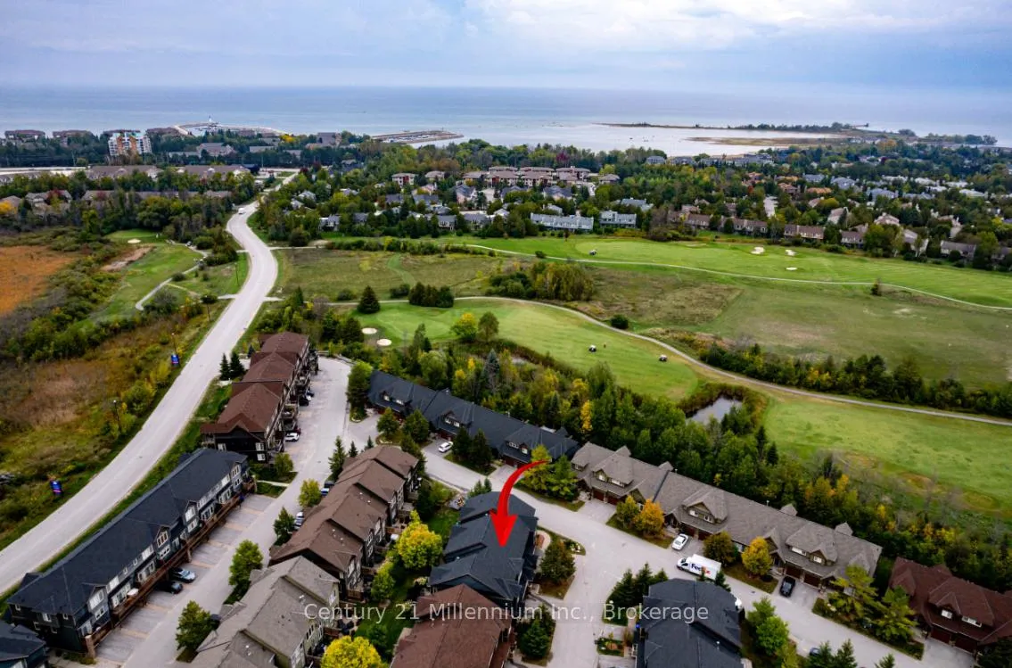 Photo 2 of Unit 15, 6 Wildrose Trail, Collingwood — HOMEH