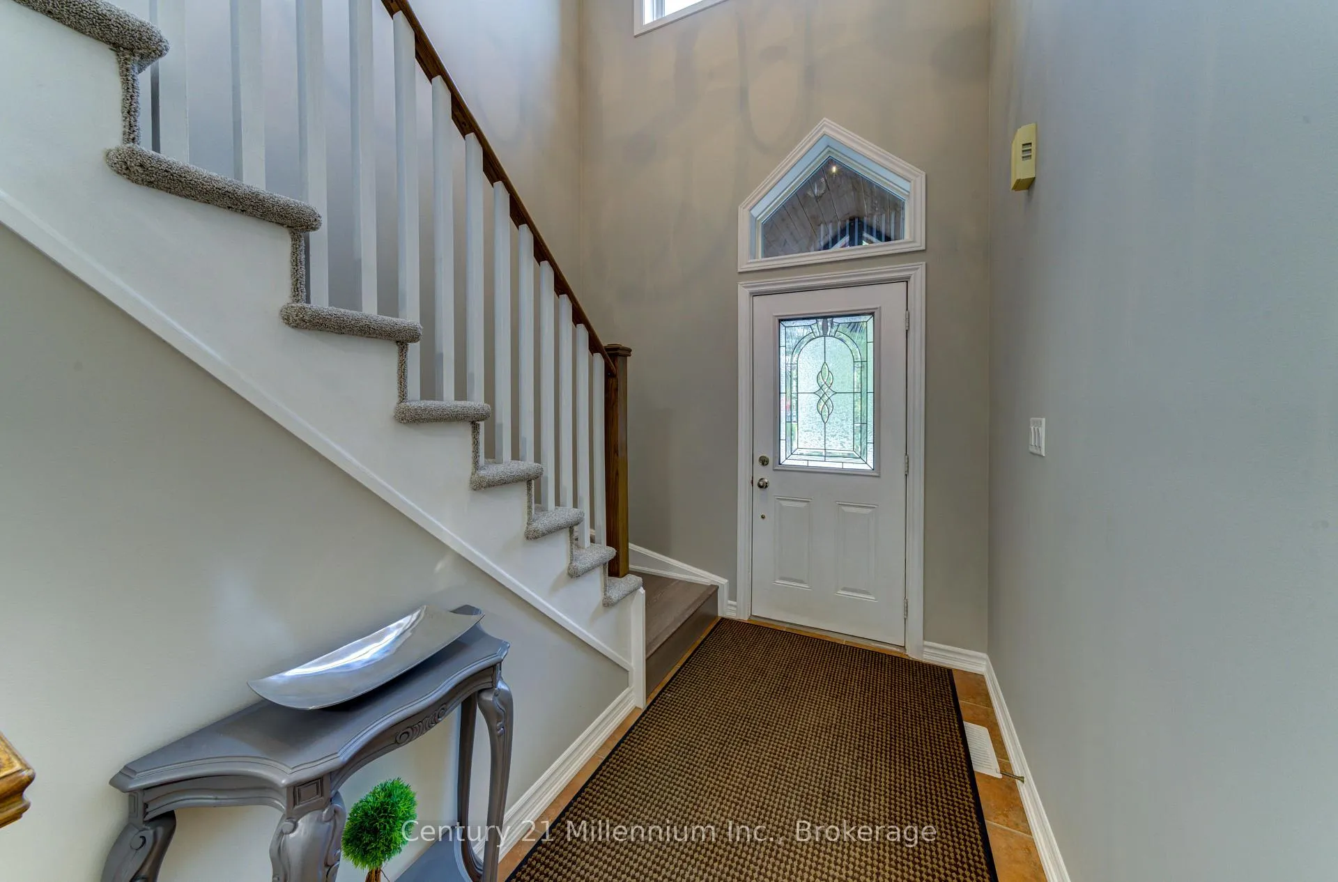 Photo 4 of Unit 15, 6 Wildrose Trail, Collingwood — HOMEH