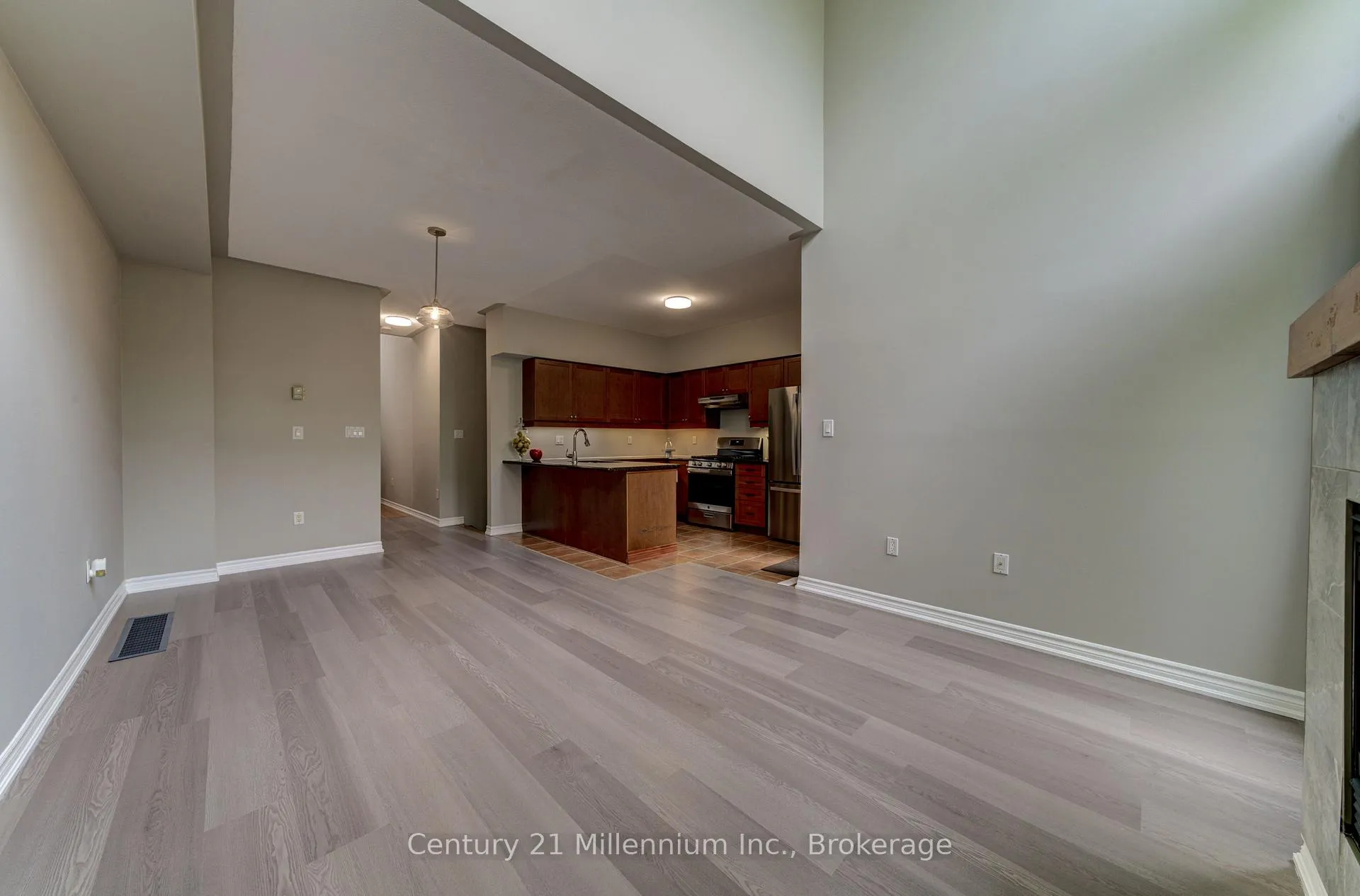 Photo 13 of Unit 15, 6 Wildrose Trail, Collingwood — HOMEH