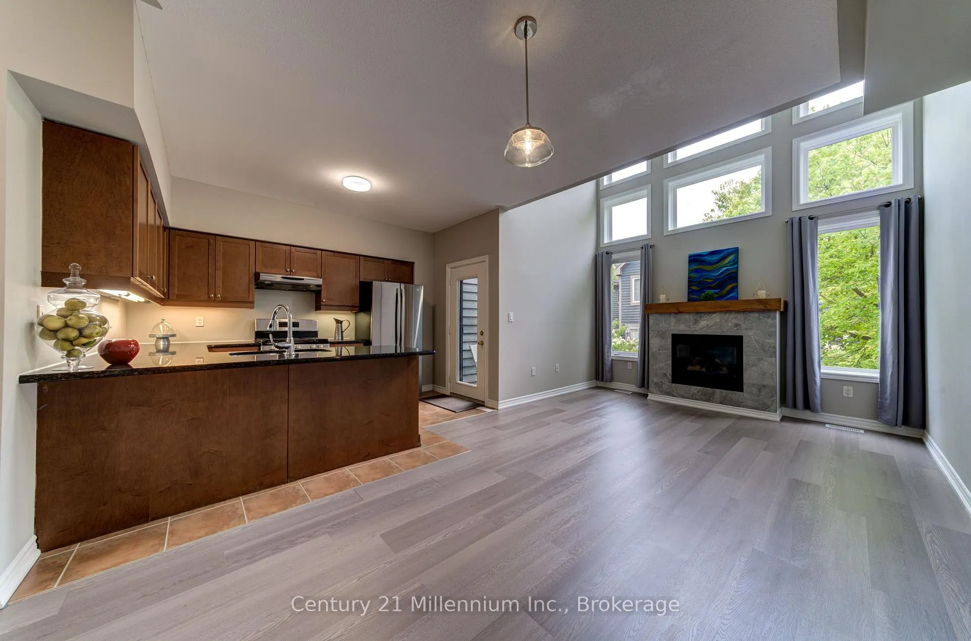 Photo 14 of Unit 15, 6 Wildrose Trail, Collingwood — HOMEH