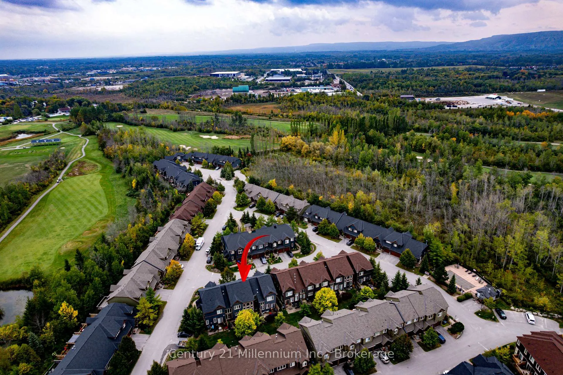 Photo 41 of Unit 15, 6 Wildrose Trail, Collingwood — HOMEH