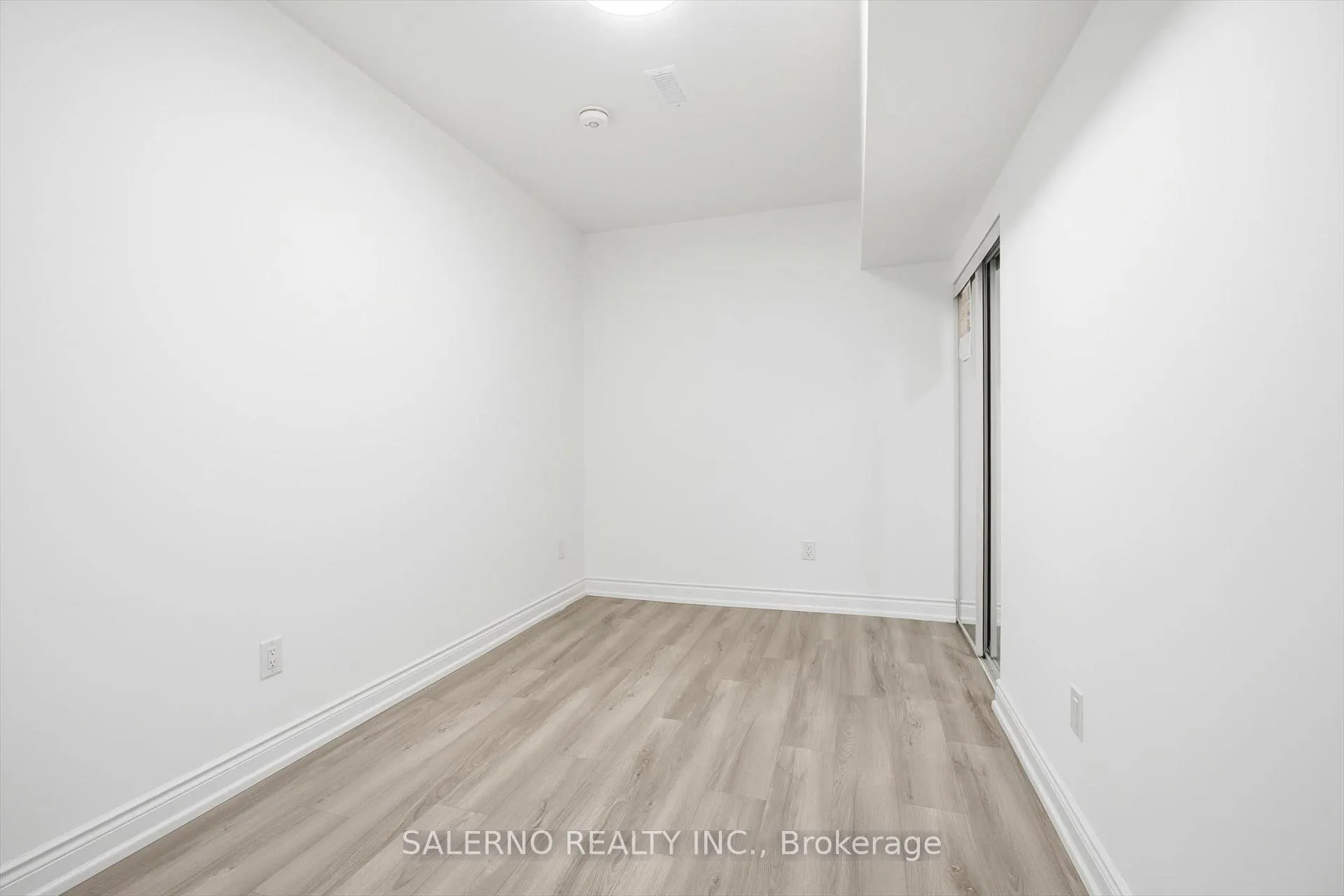 Photo 11 of Unit Lower, 10 Virtue Crescent, Vaughan, Vellore Village — HOMEH