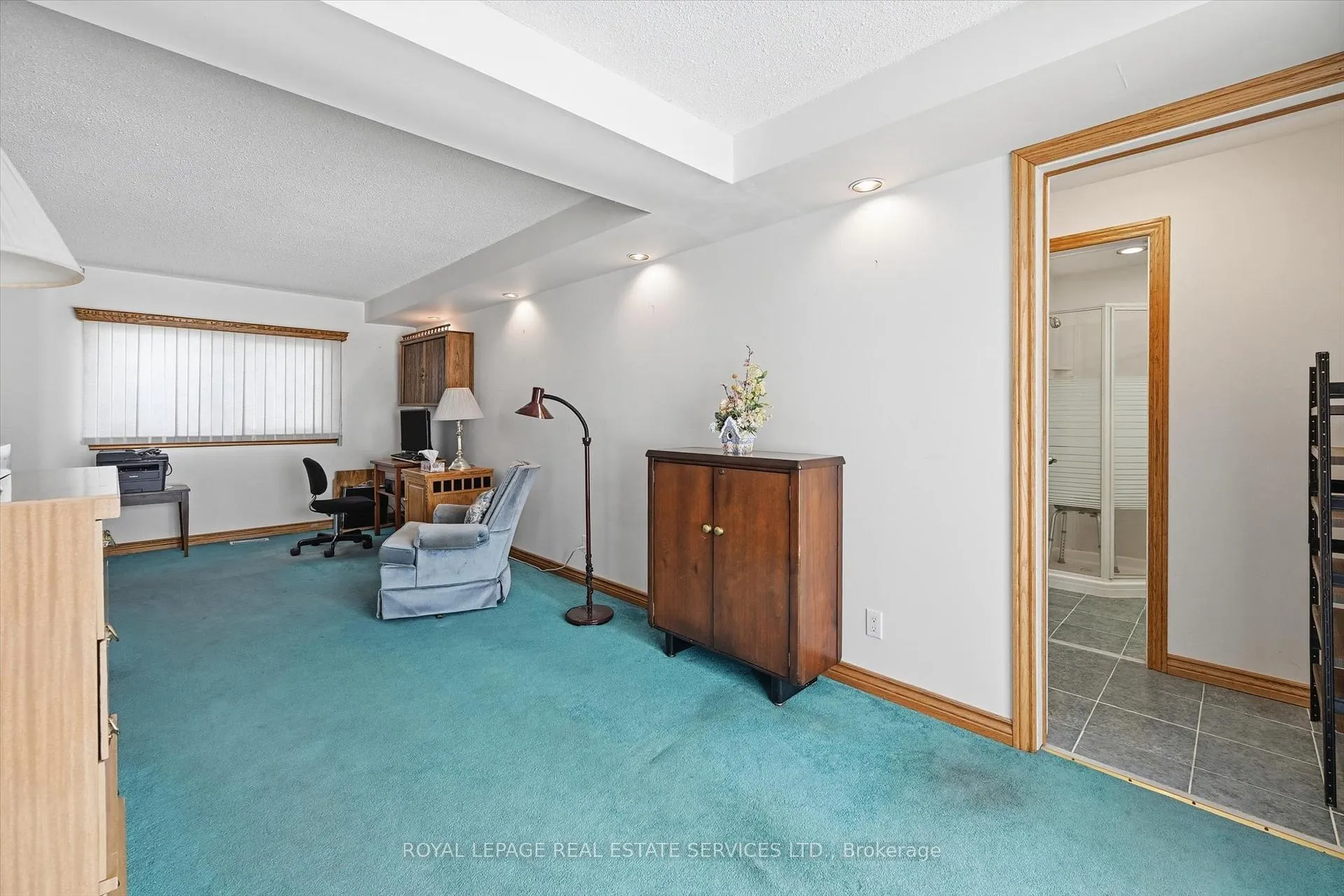Photo 9 of 224 Sunray Road, Oakville, Bronte — HOMEH