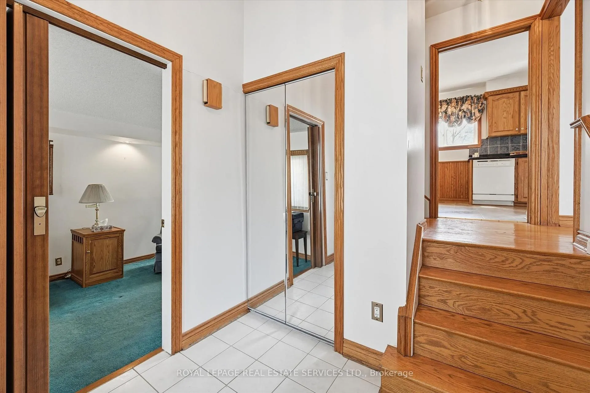 Photo 14 of 224 Sunray Road, Oakville, Bronte — HOMEH