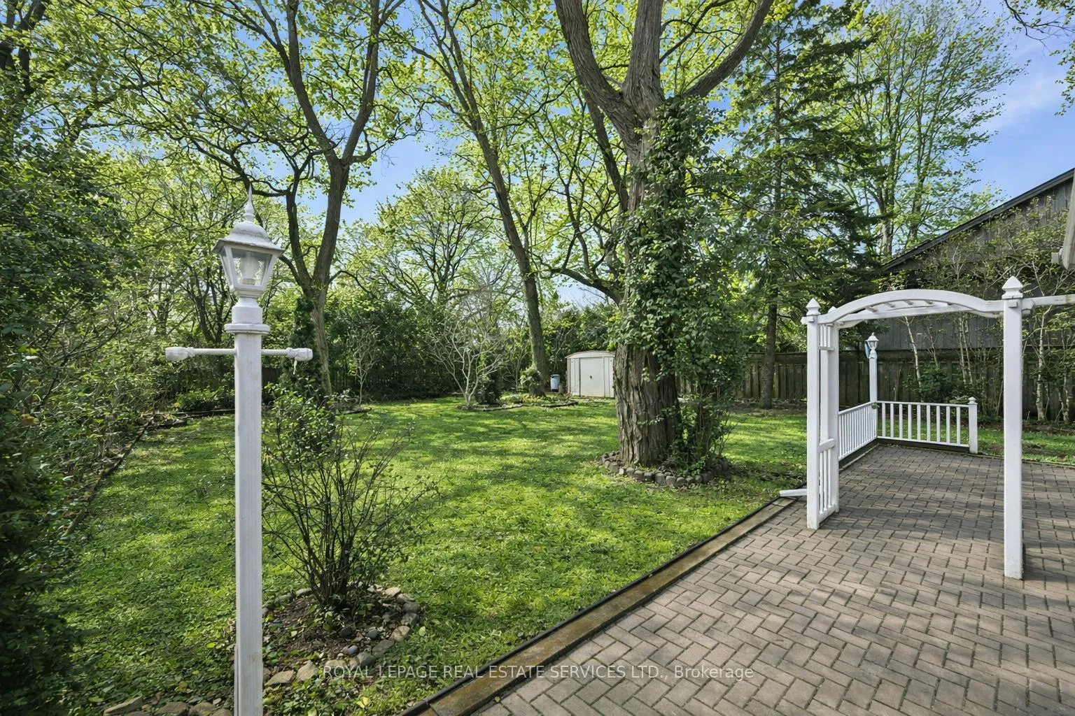 Photo 48 of 224 Sunray Road, Oakville, Bronte — HOMEH
