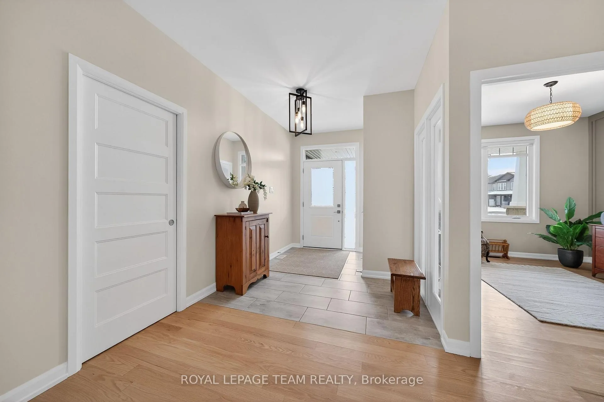 Photo 4 of 101 Morris Street, Carleton Place — HOMEH