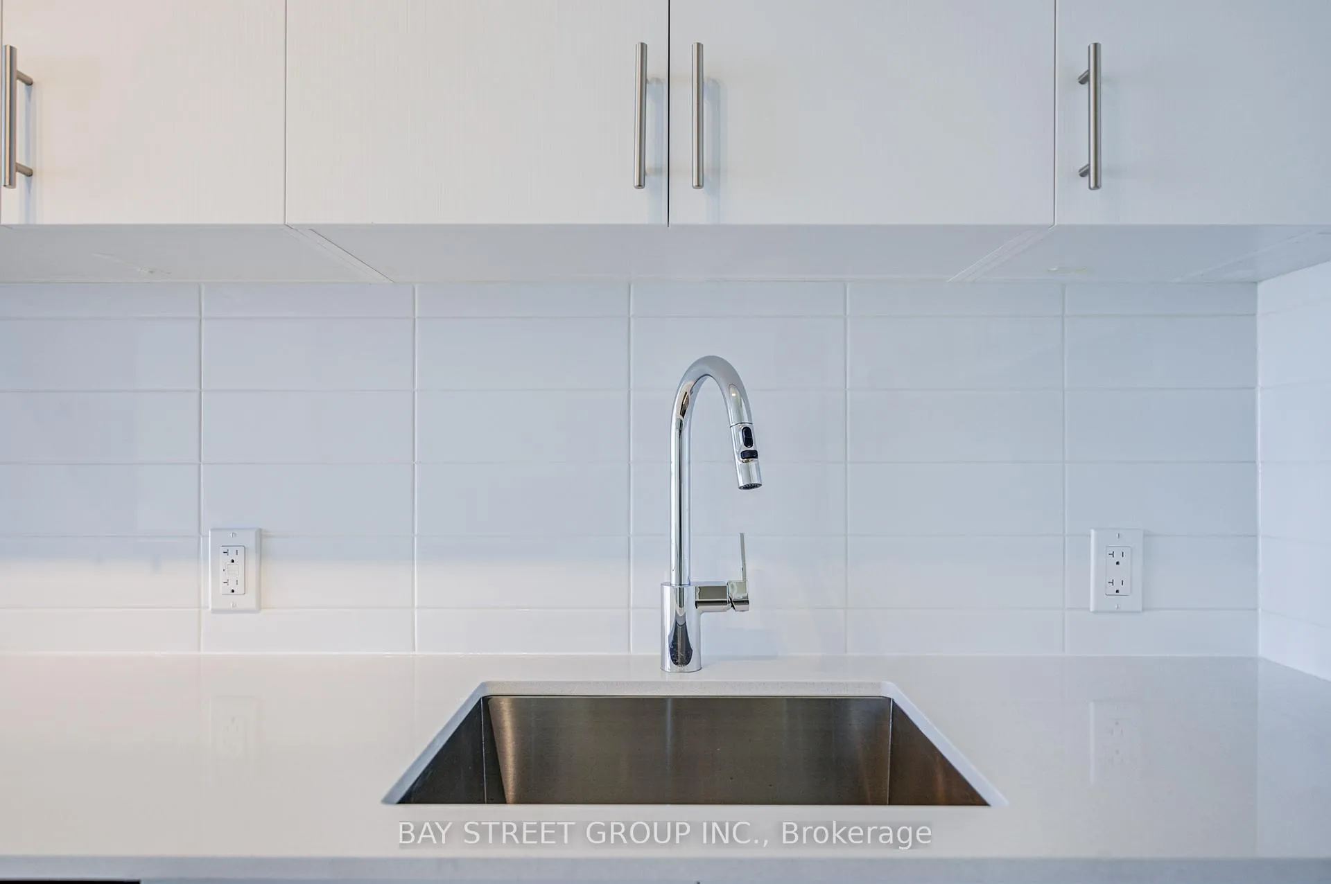 Photo 15 of Unit 1712, 27 Korda Gate, Vaughan, Vellore Village — HOMEH