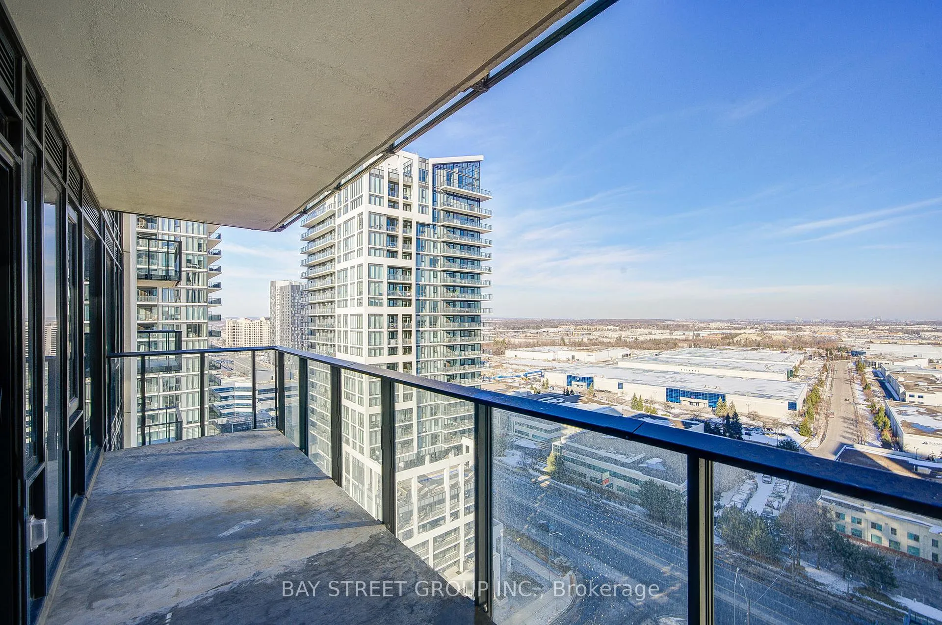 Photo 33 of Unit 1712, 27 Korda Gate, Vaughan, Vellore Village — HOMEH