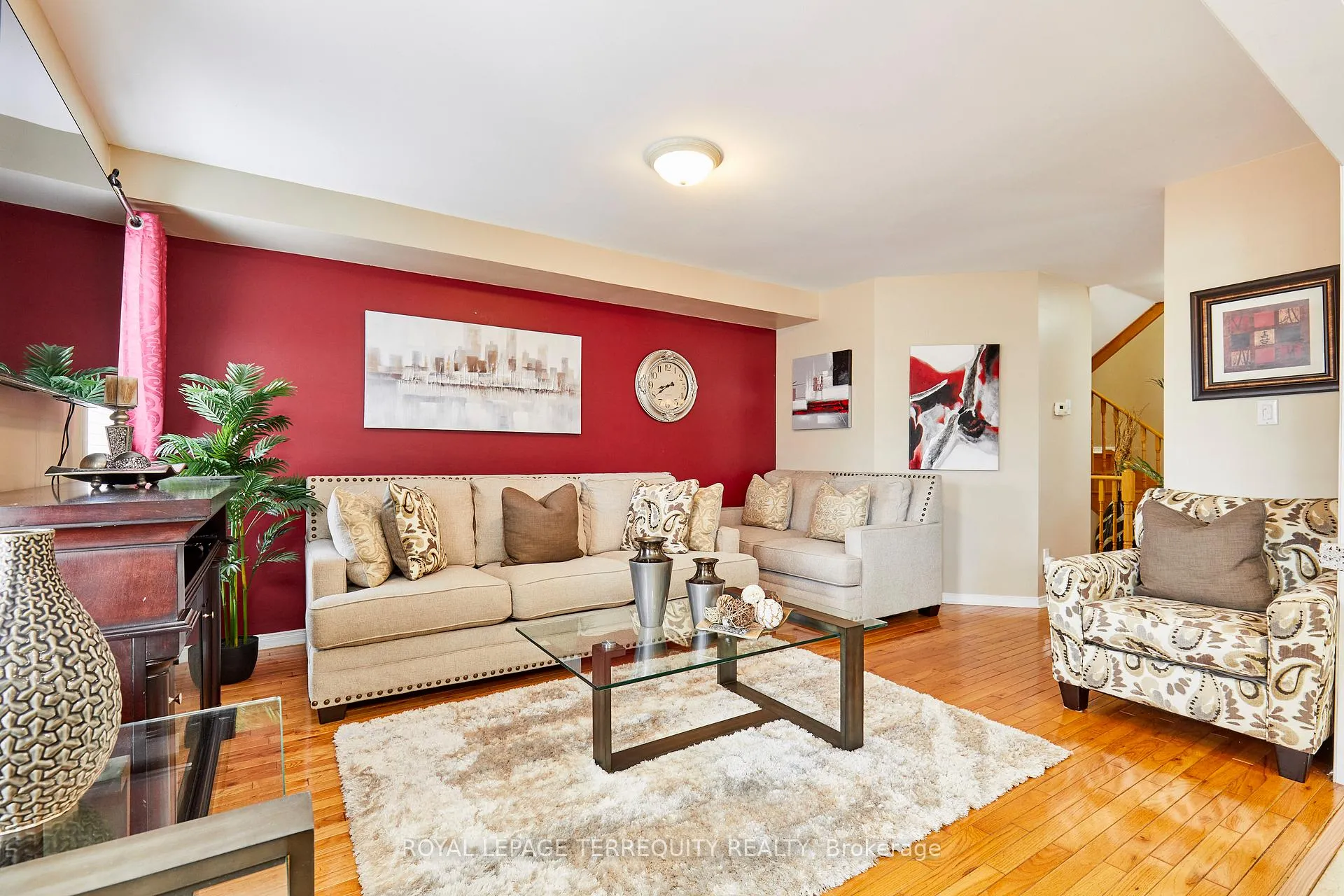 Photo 13 of 254 Willowbrook Drive, Whitby, Pringle Creek — HOMEH