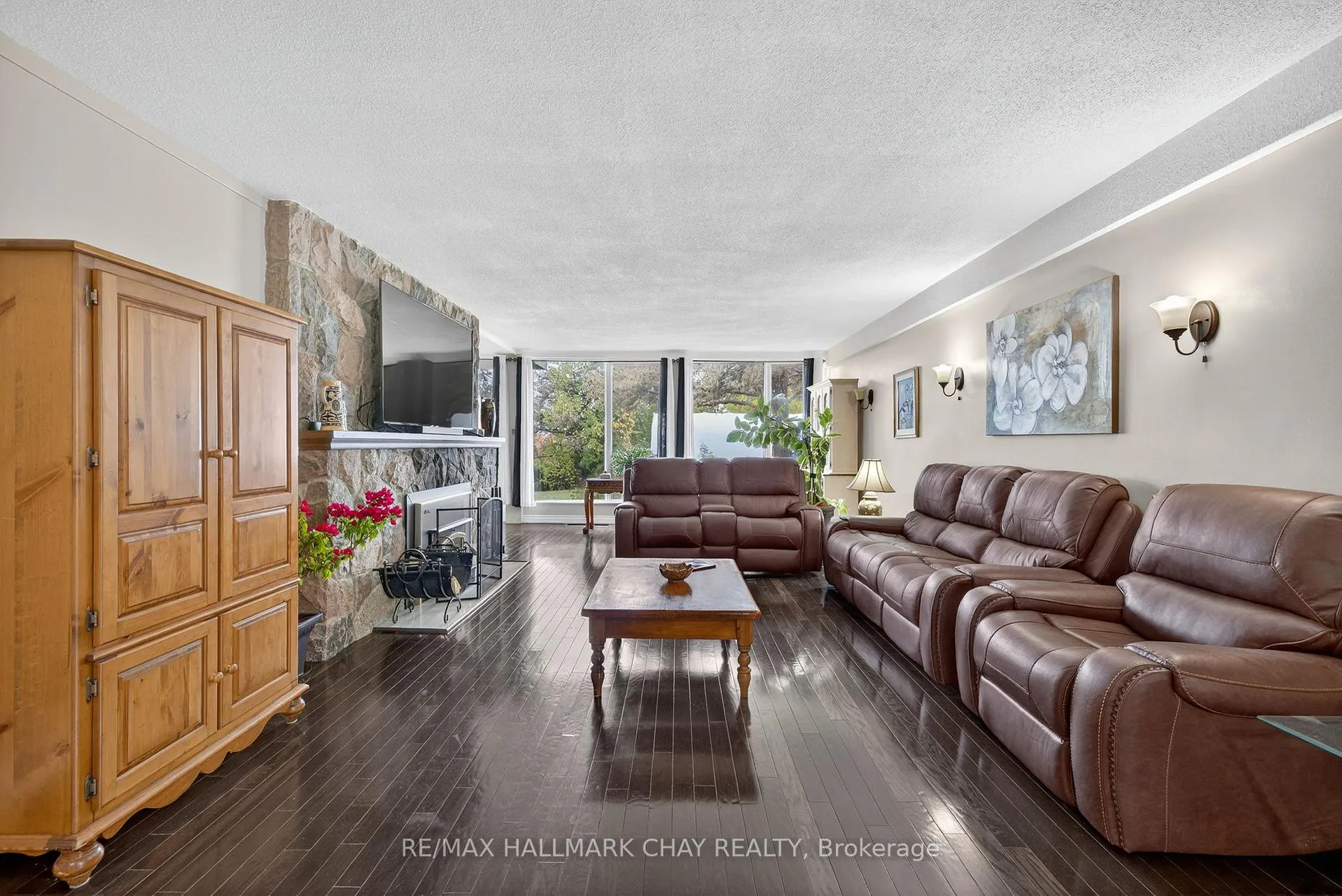 Photo 11 of 39 Highfield Crescent, Georgina, Historic Lakeshore Communities — HOMEH