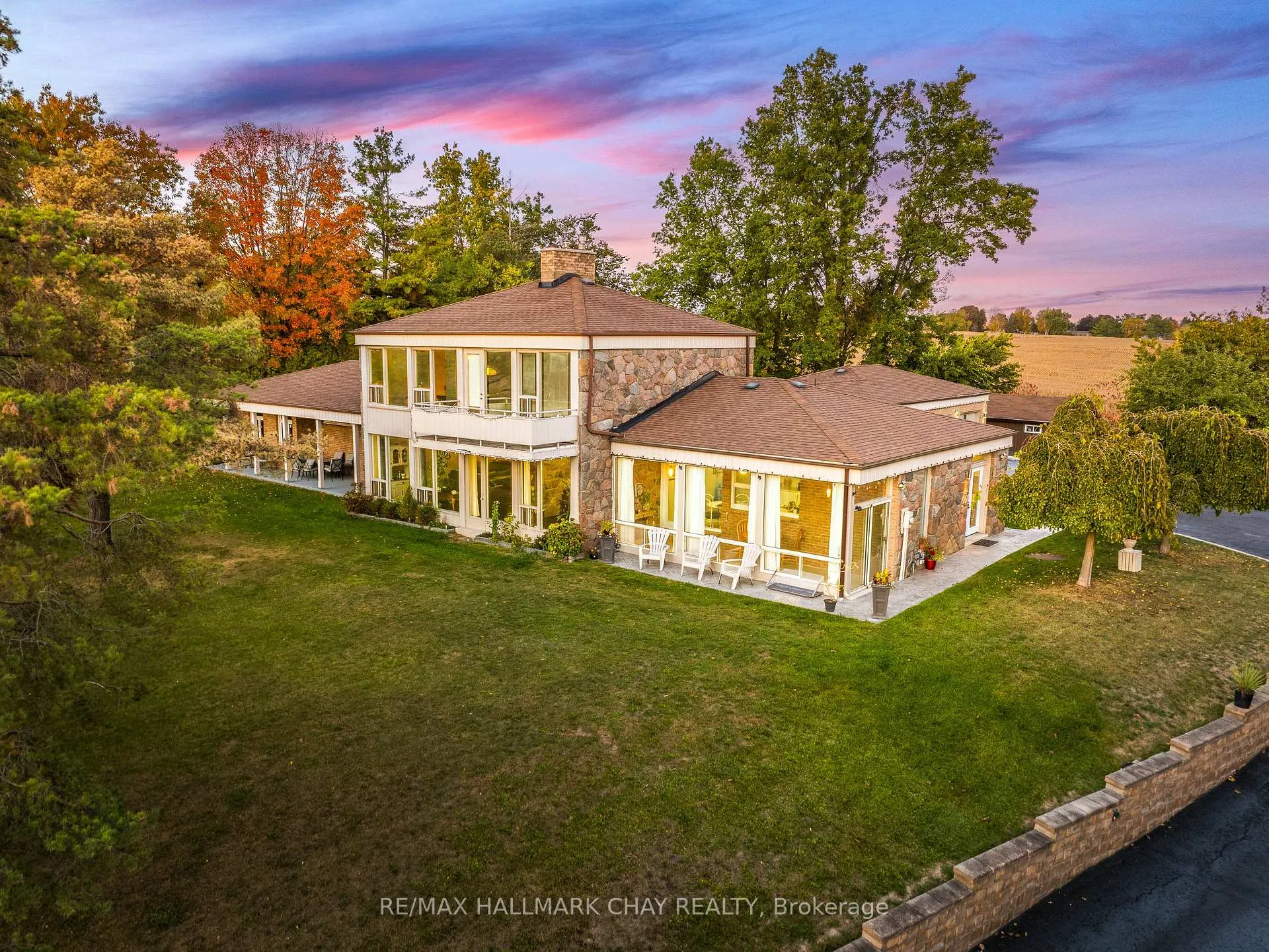 Photo 40 of 39 Highfield Crescent, Georgina, Historic Lakeshore Communities — HOMEH
