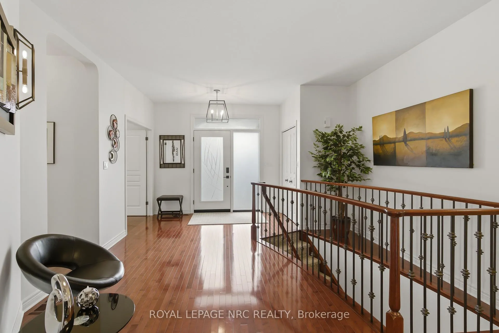 Photo 5 of 165 Cobeck Drive, Welland, Coyle Creek — HOMEH