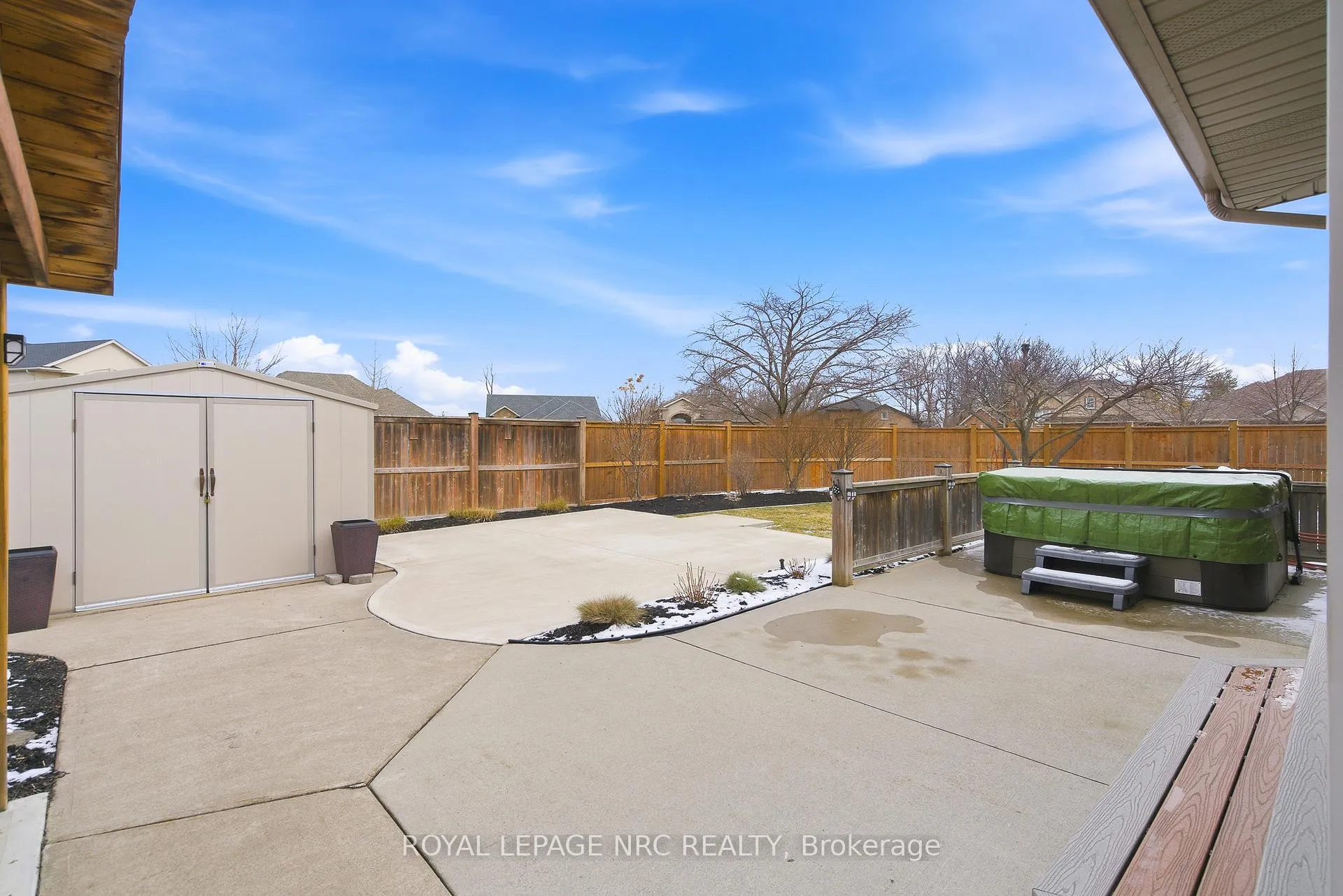 Photo 13 of 165 Cobeck Drive, Welland, Coyle Creek — HOMEH