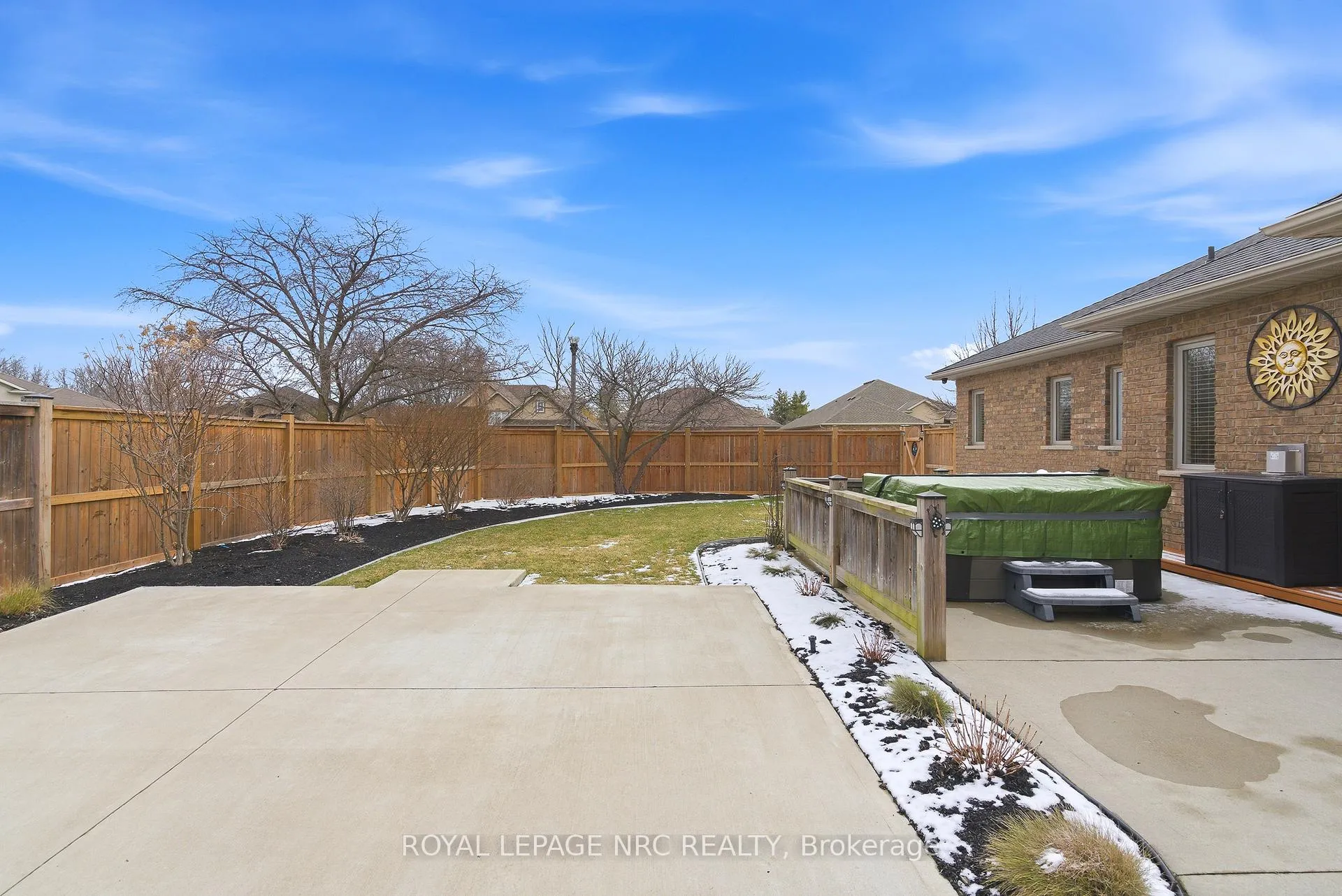 Photo 14 of 165 Cobeck Drive, Welland, Coyle Creek — HOMEH