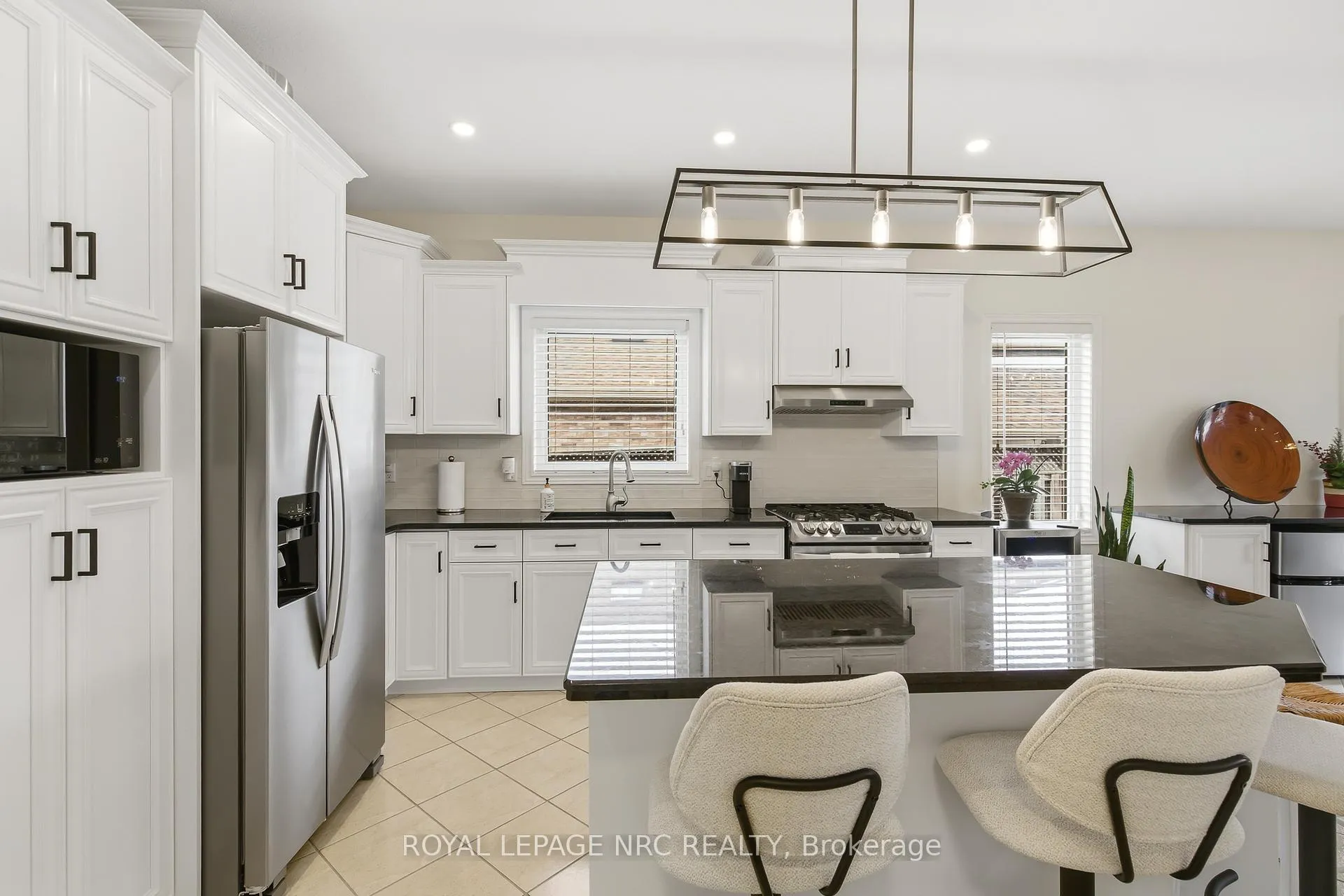 Photo 22 of 165 Cobeck Drive, Welland, Coyle Creek — HOMEH