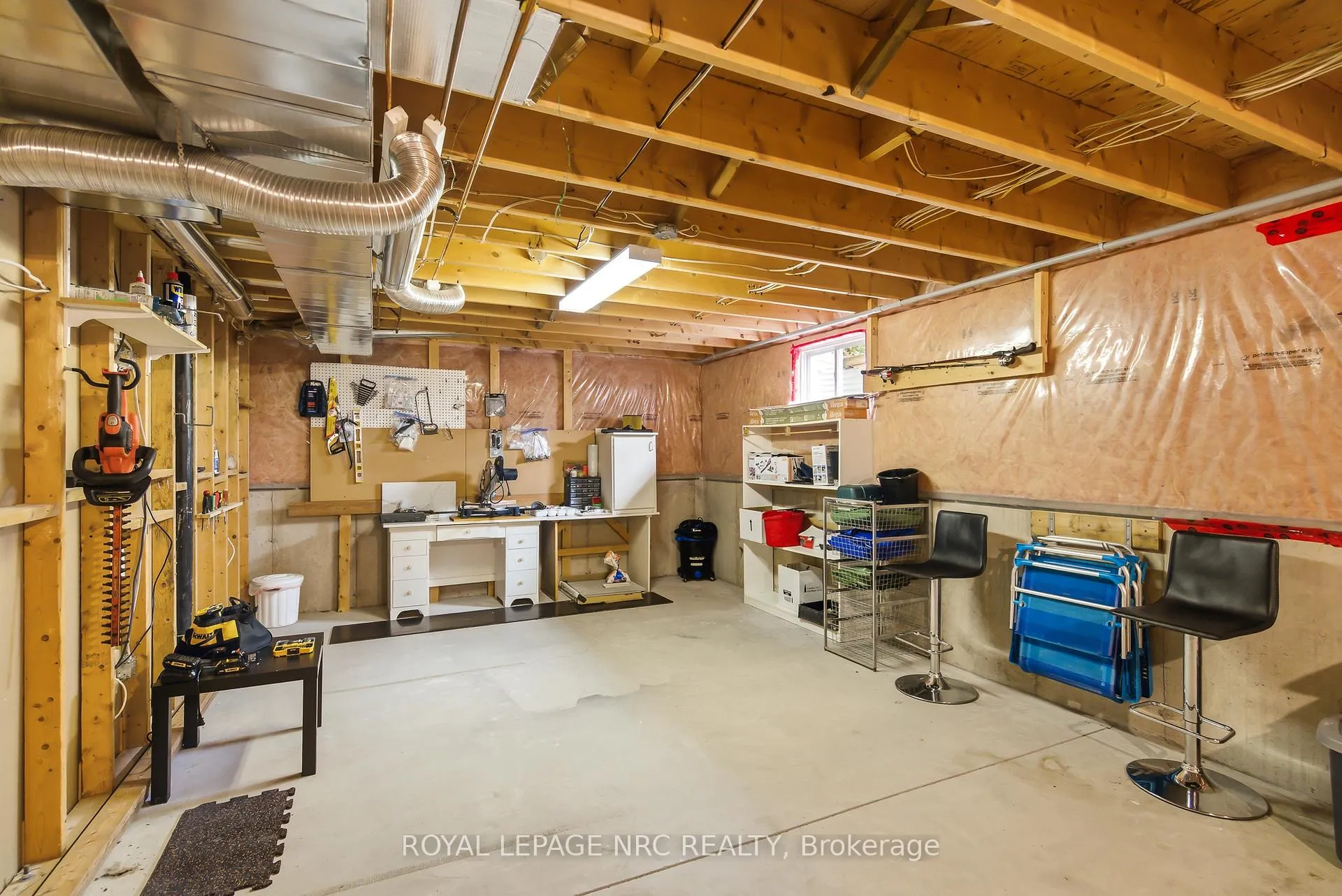 Photo 38 of 165 Cobeck Drive, Welland, Coyle Creek — HOMEH