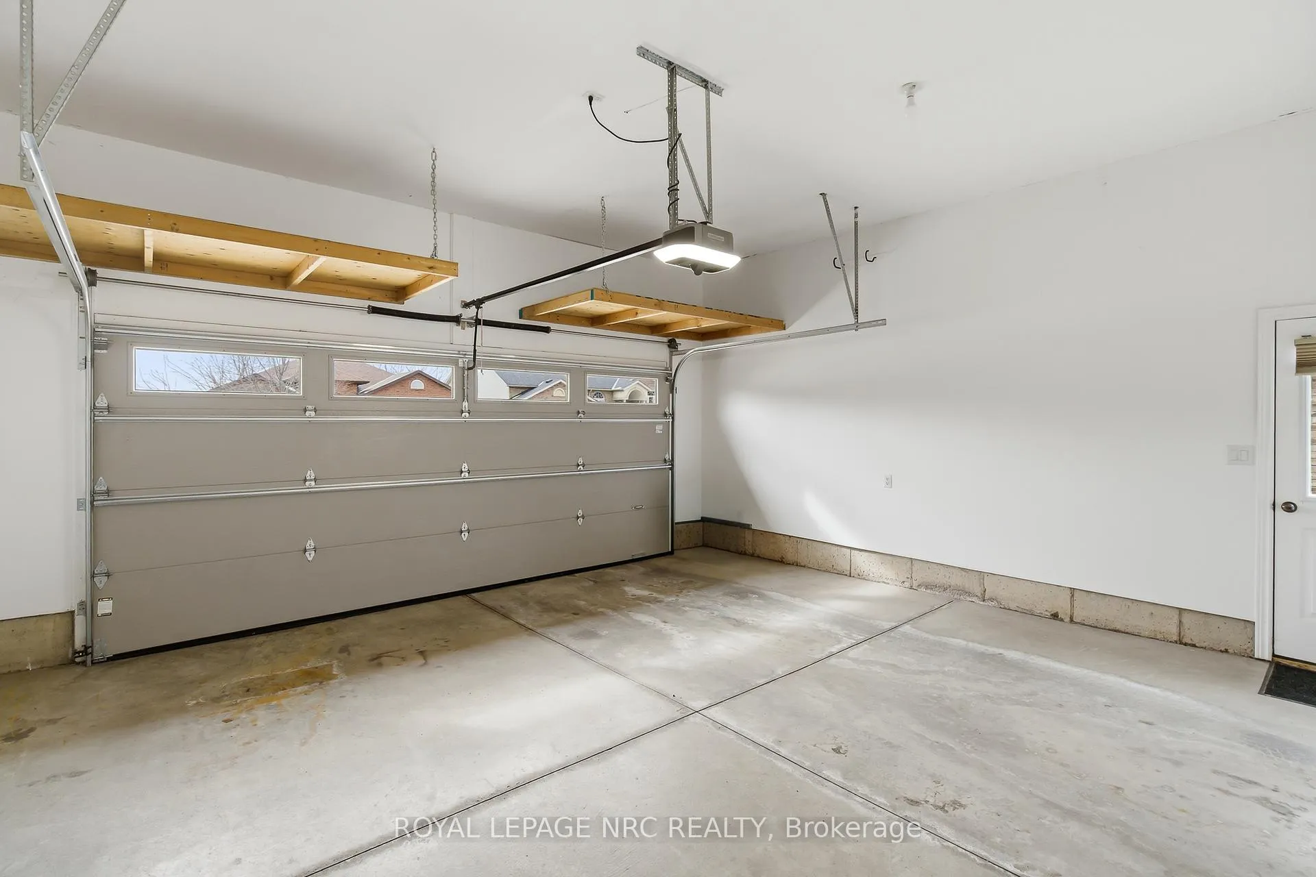 Photo 40 of 165 Cobeck Drive, Welland, Coyle Creek — HOMEH