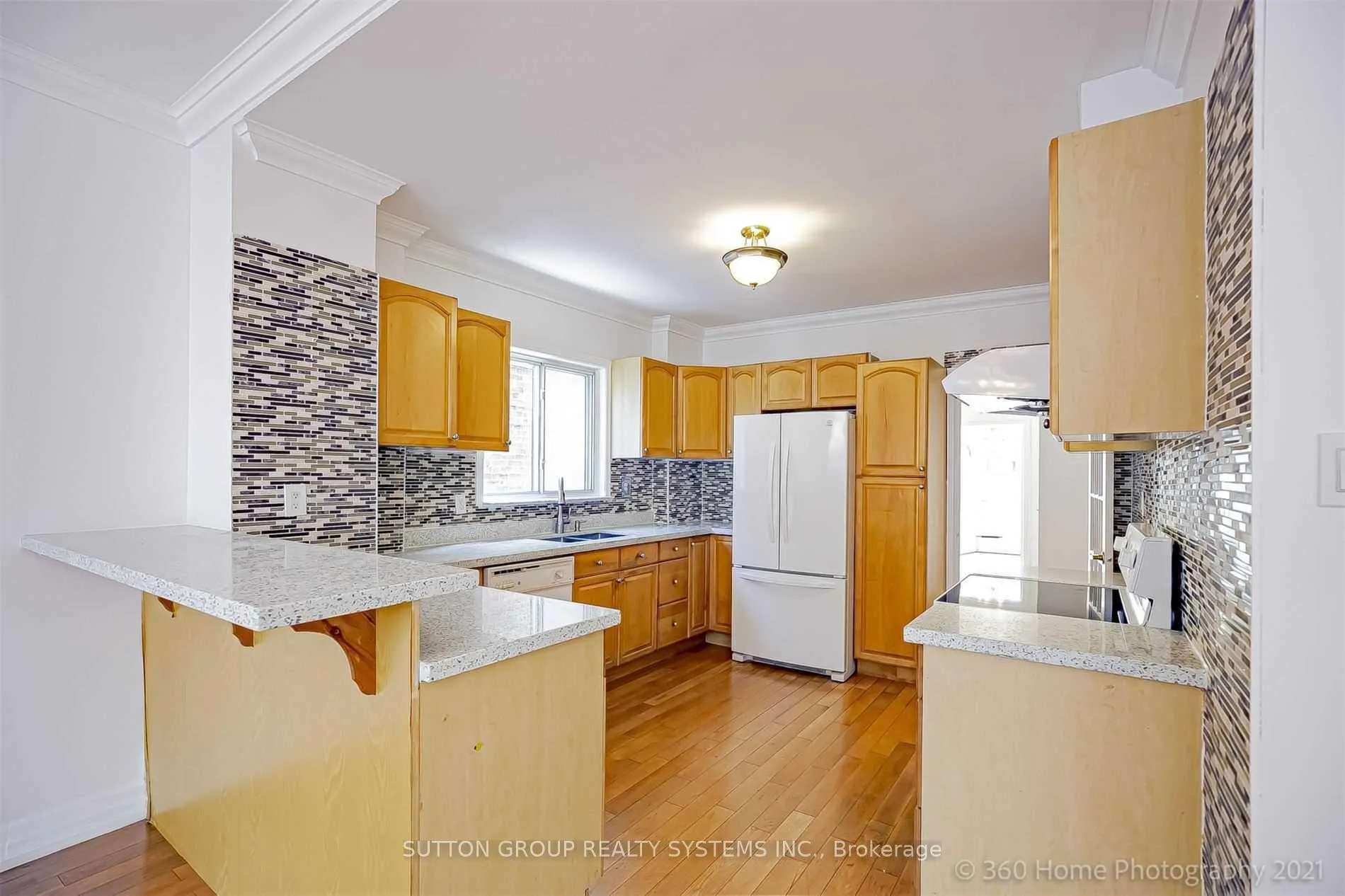 Photo 9 of Unit Upper level, 83 Dawes Road, Toronto, East End-Danforth — HOMEH