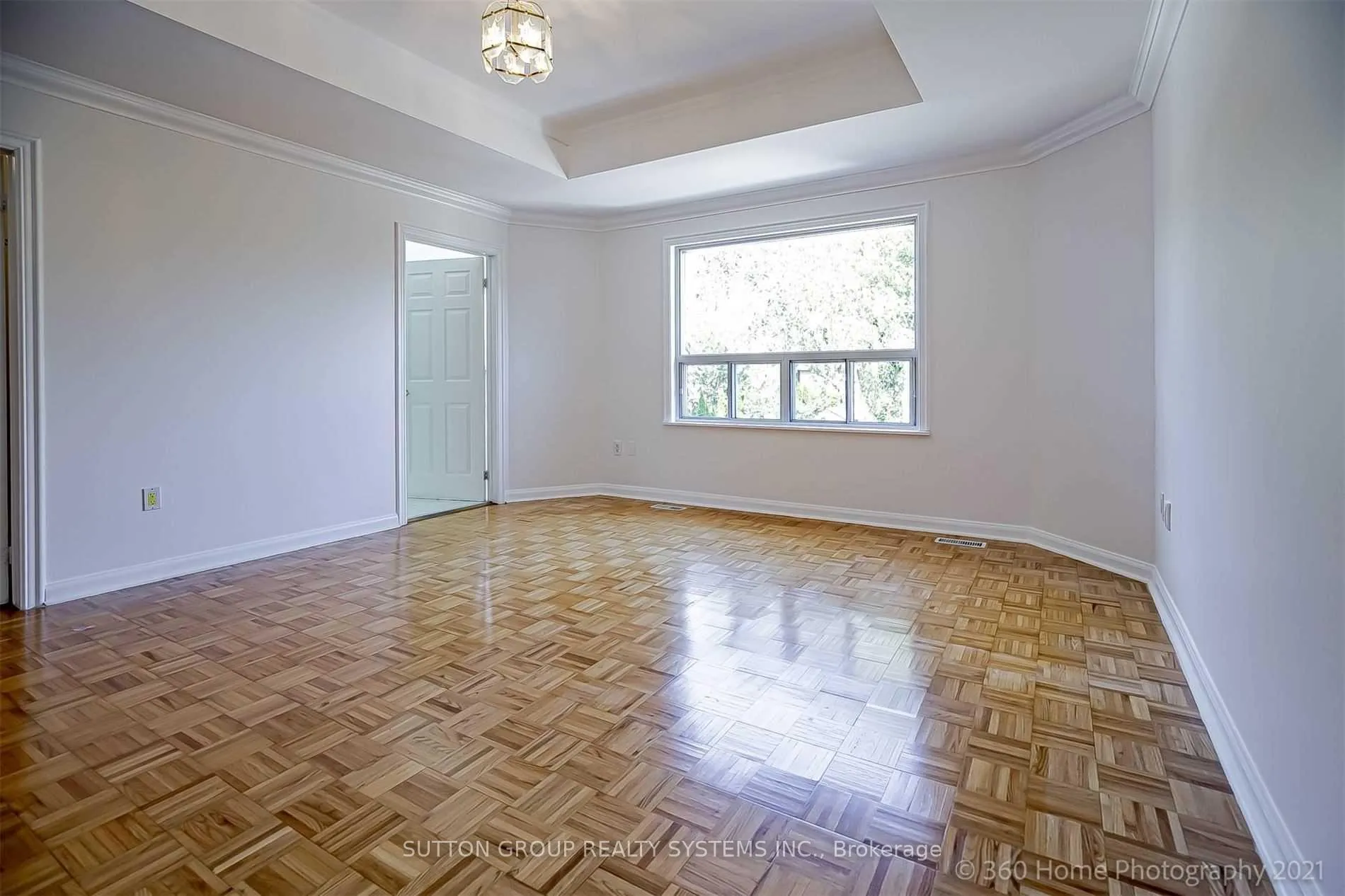Photo 13 of Unit Upper level, 83 Dawes Road, Toronto, East End-Danforth — HOMEH