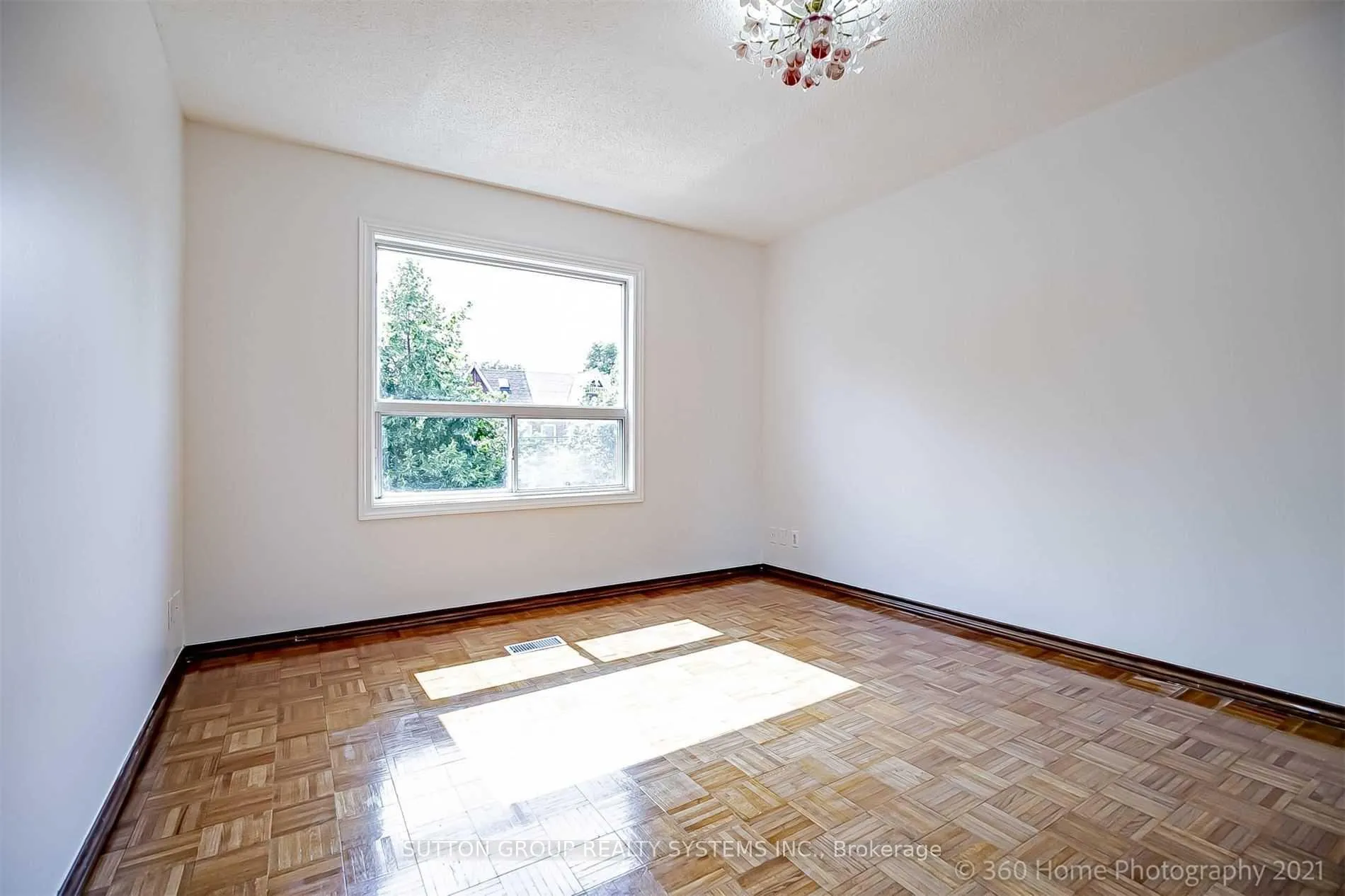 Photo 16 of Unit Upper level, 83 Dawes Road, Toronto, East End-Danforth — HOMEH