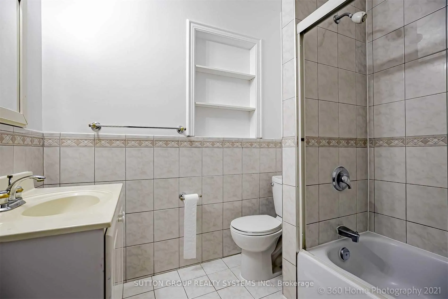 Photo 18 of Unit Upper level, 83 Dawes Road, Toronto, East End-Danforth — HOMEH