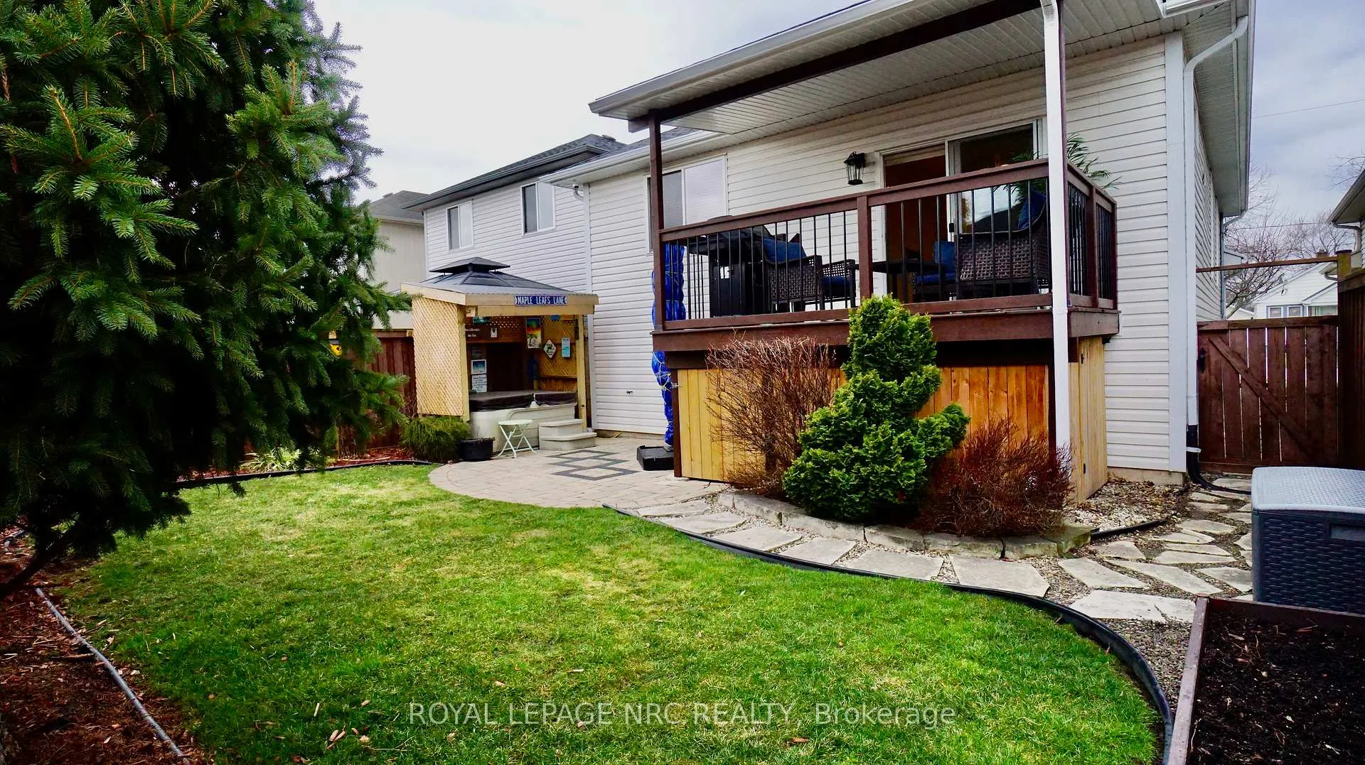 Photo 32 of 122 Wallace Avenue S, Welland, Lincoln/Crowland — HOMEH