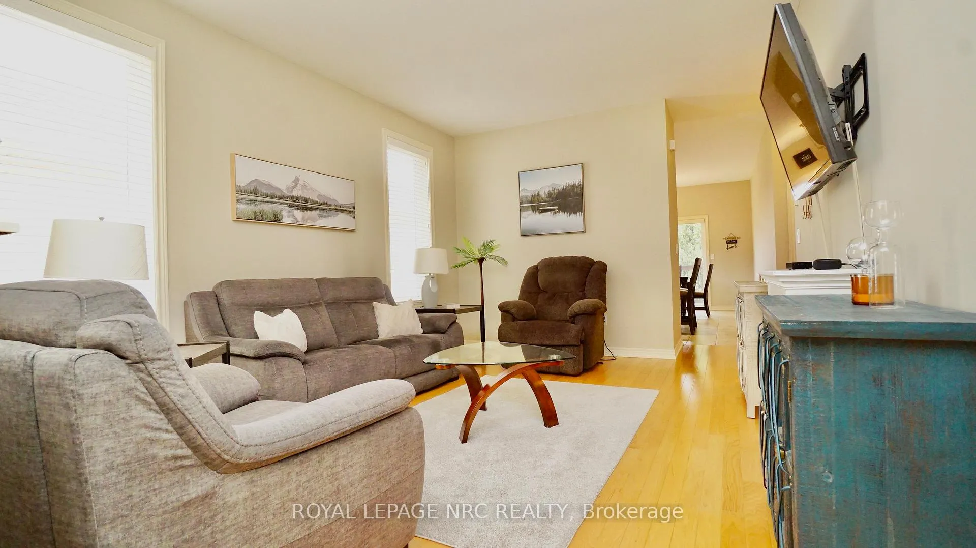 Photo 35 of 122 Wallace Avenue S, Welland, Lincoln/Crowland — HOMEH
