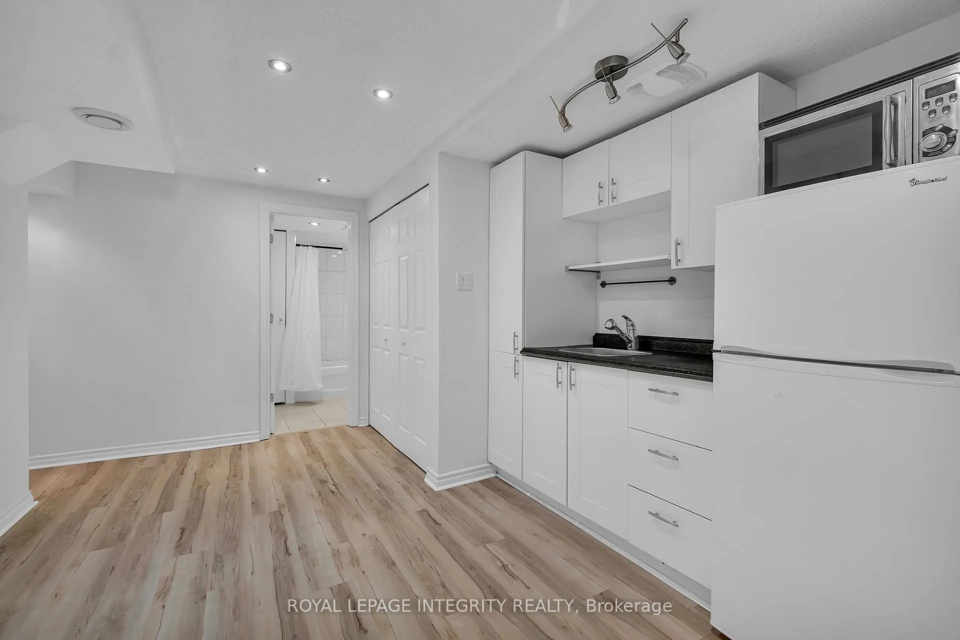 Photo 16 of 7 Fallow Court, Ottawa, Hunt Club Park/Greenboro — HOMEH