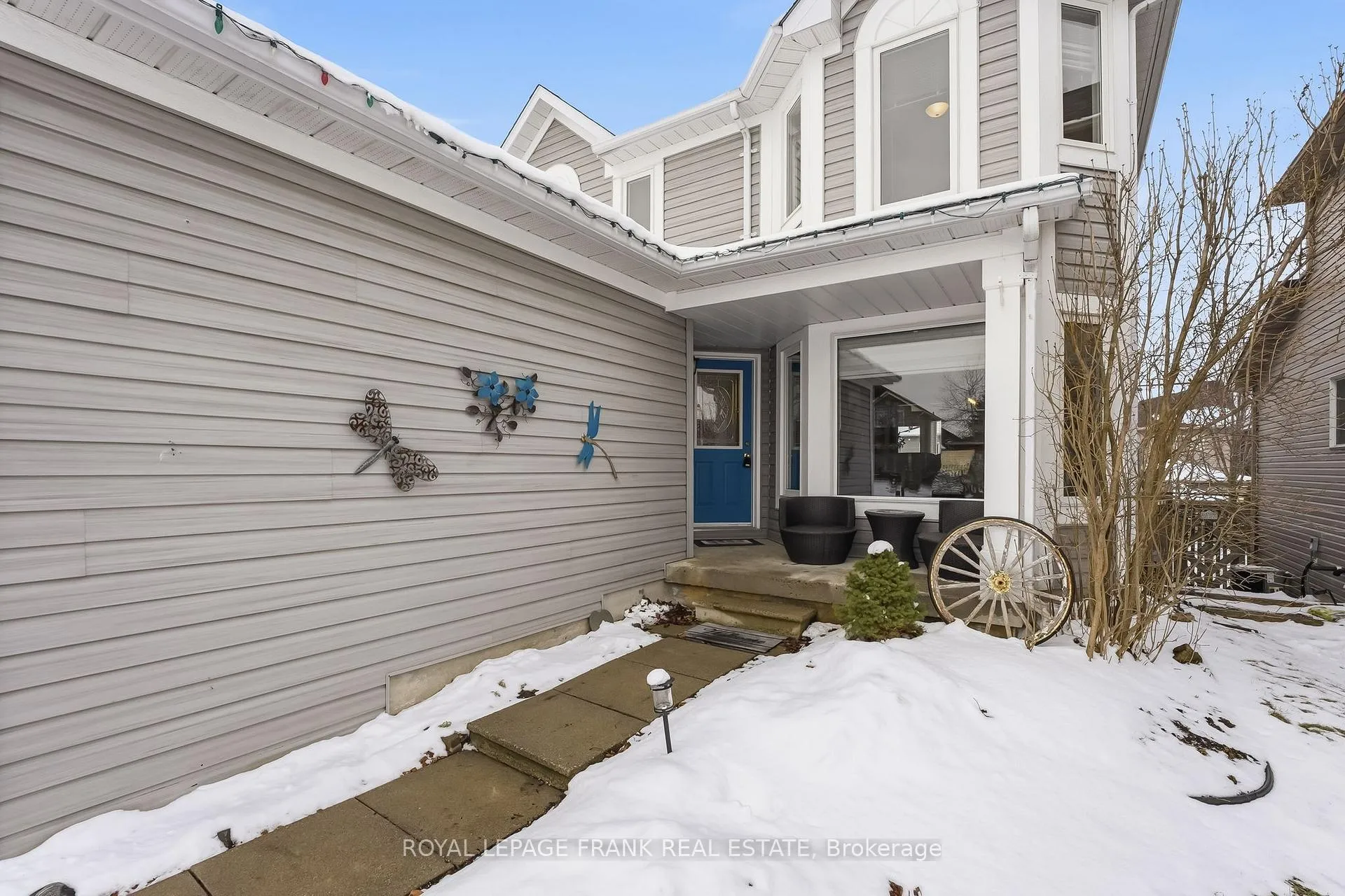 Photo 2 of 70 Weldrick Crescent, Clarington, Bowmanville — HOMEH