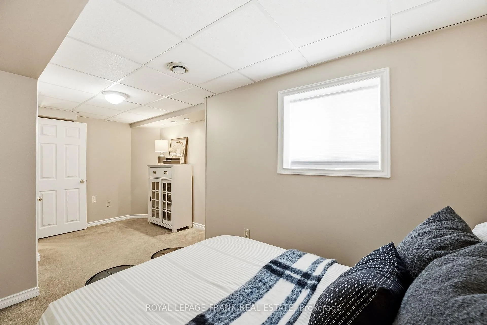 Photo 40 of 70 Weldrick Crescent, Clarington, Bowmanville — HOMEH