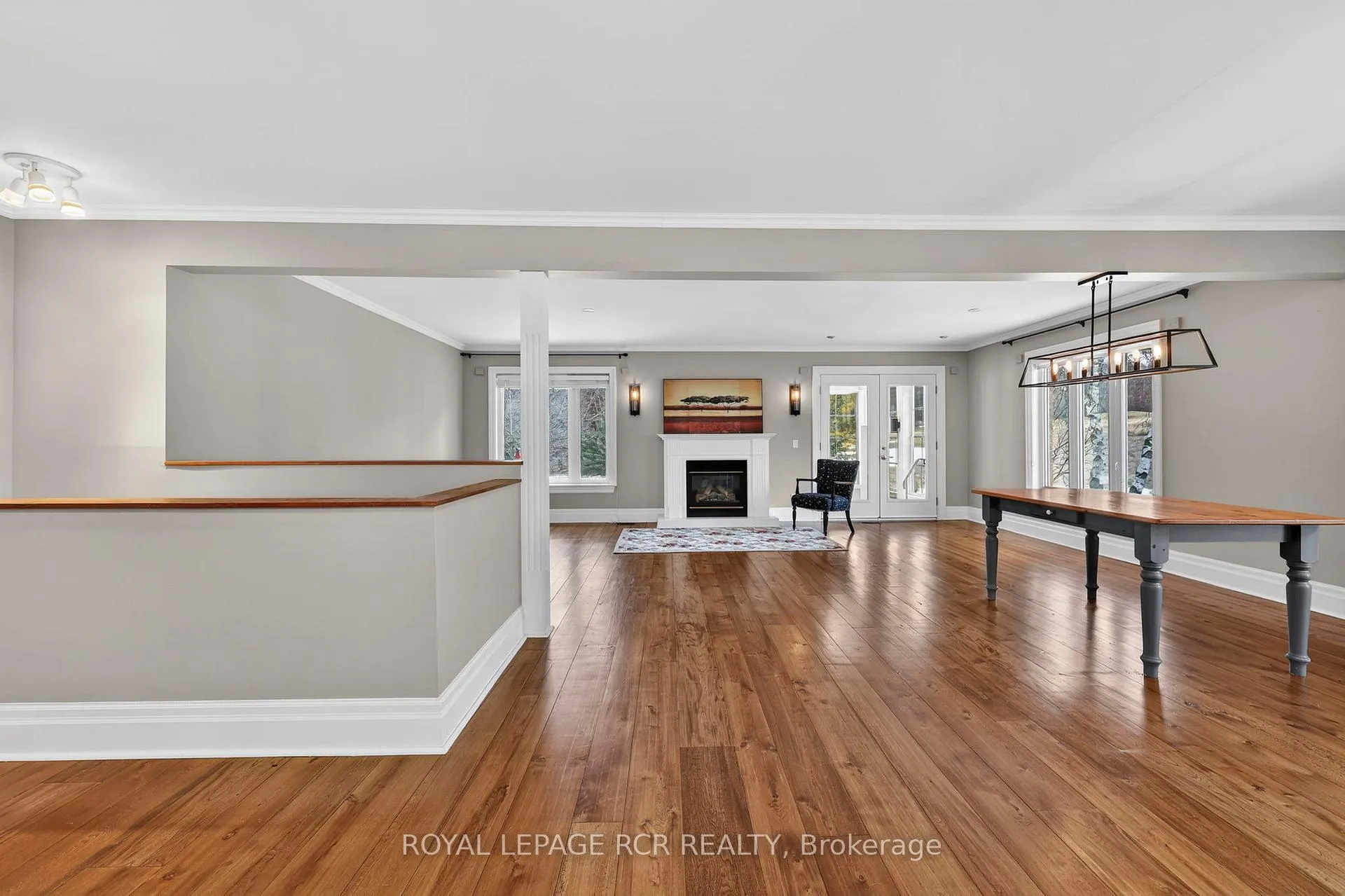Photo 3 of Unit 2, 2-28 Reddington Drive, Caledon, Rural Caledon — HOMEH