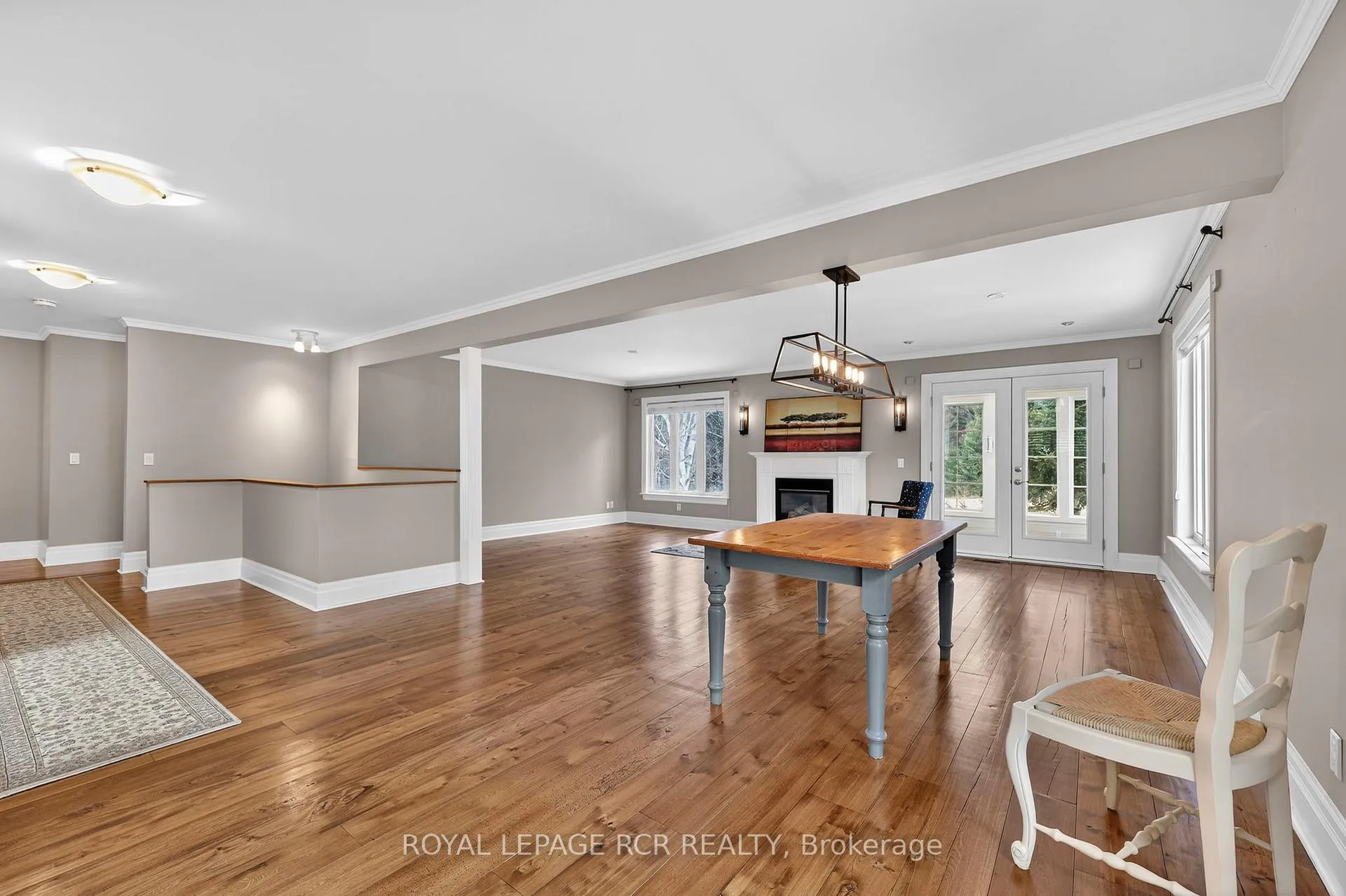 Photo 4 of Unit 2, 2-28 Reddington Drive, Caledon, Rural Caledon — HOMEH