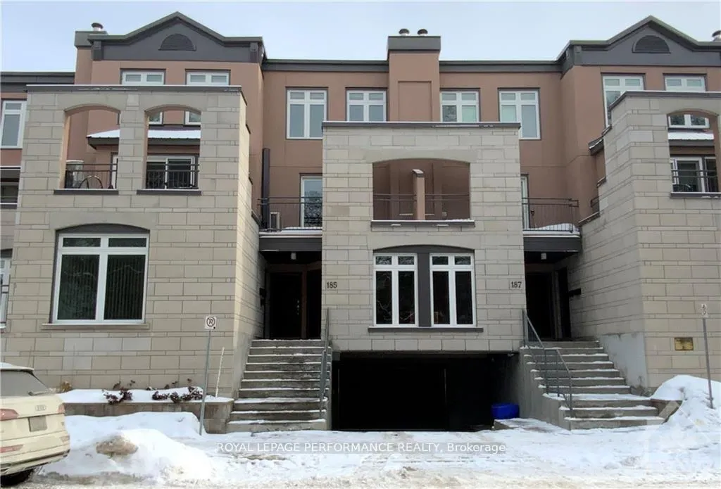Front of Unit B, 185 Cumberland Street