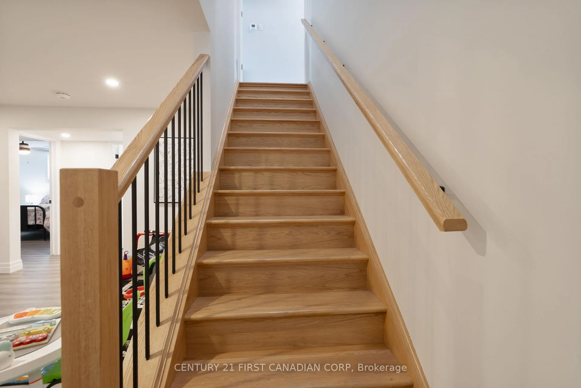 Photo 21 of Unit 19, 159 Collins Way, Strathroy-Caradoc, SE — HOMEH